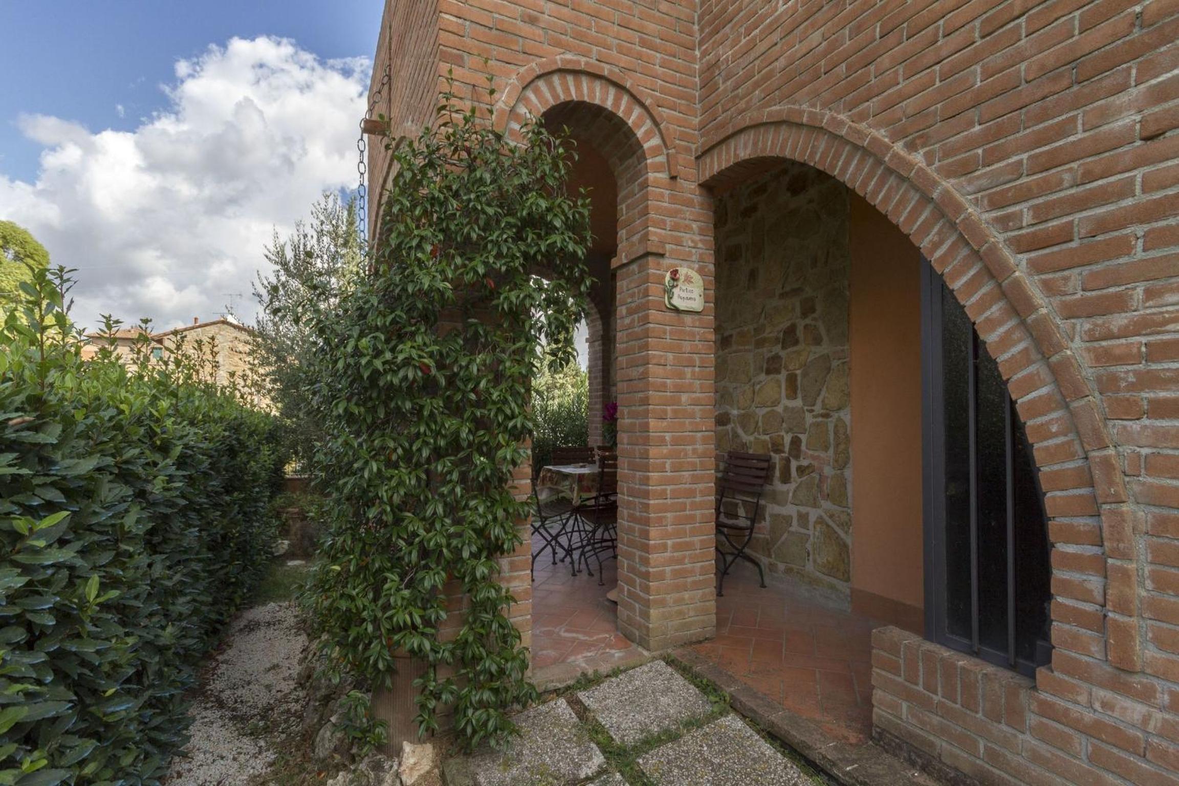 Calanchi Apartments