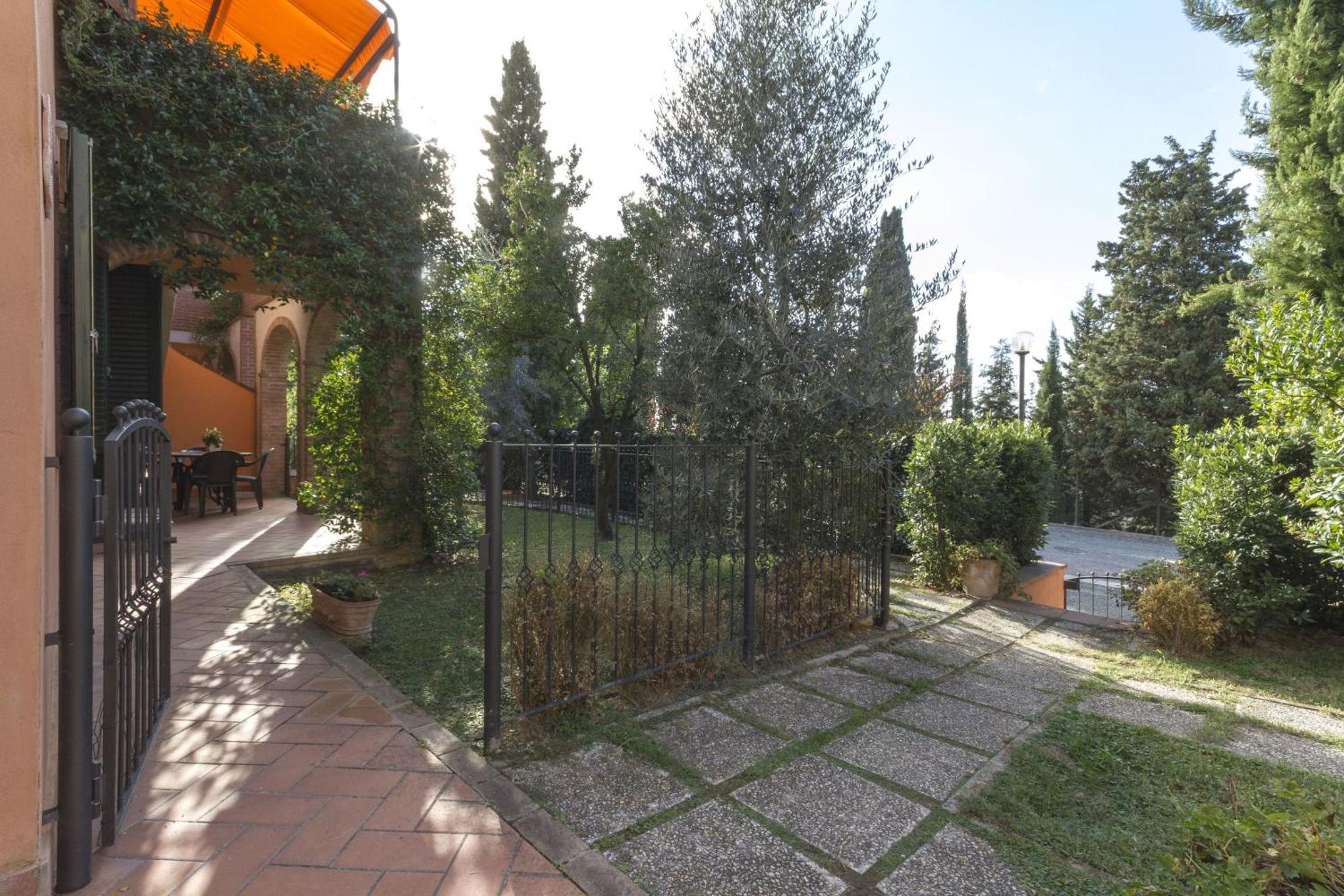 Calanchi Apartments