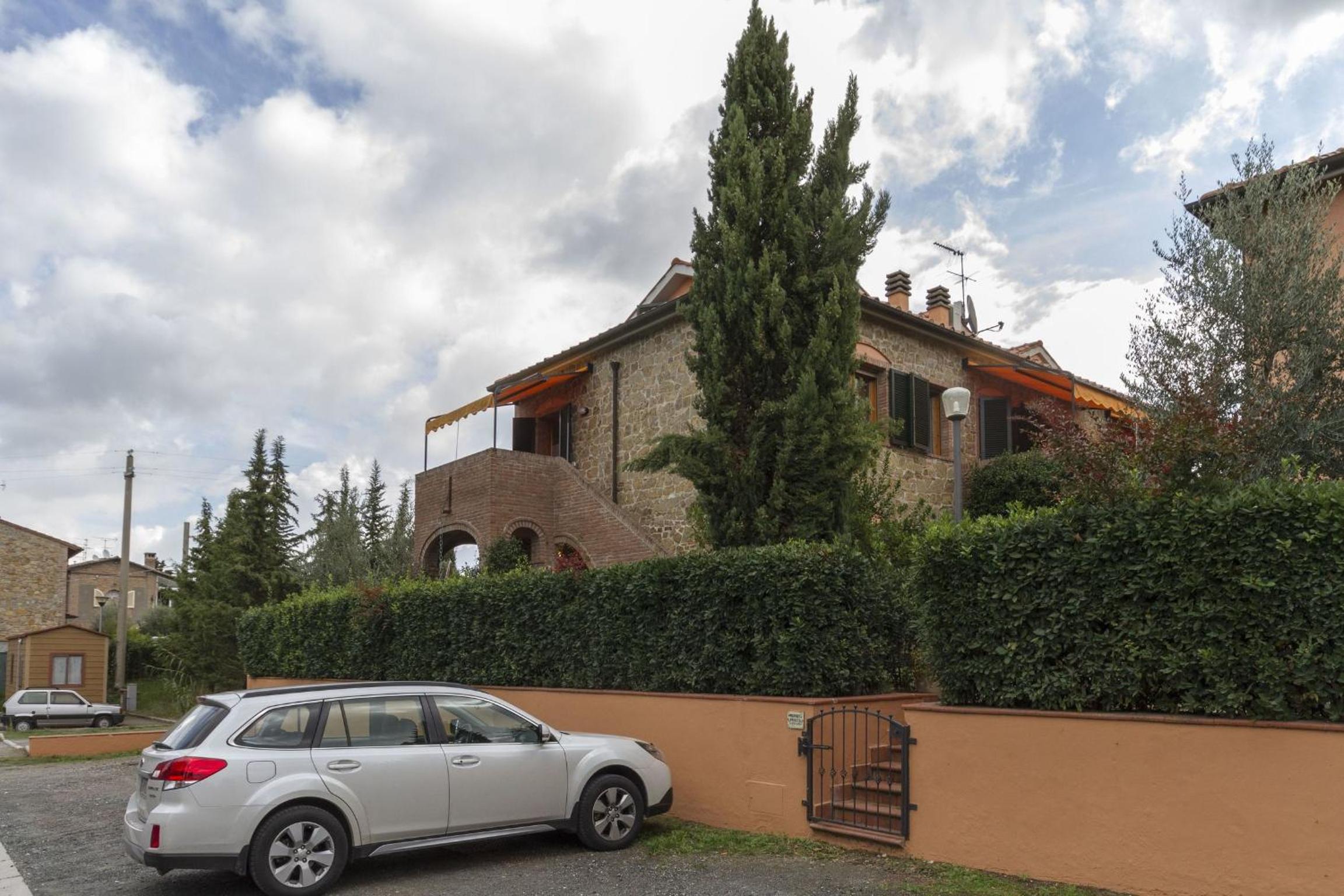 Calanchi Apartments