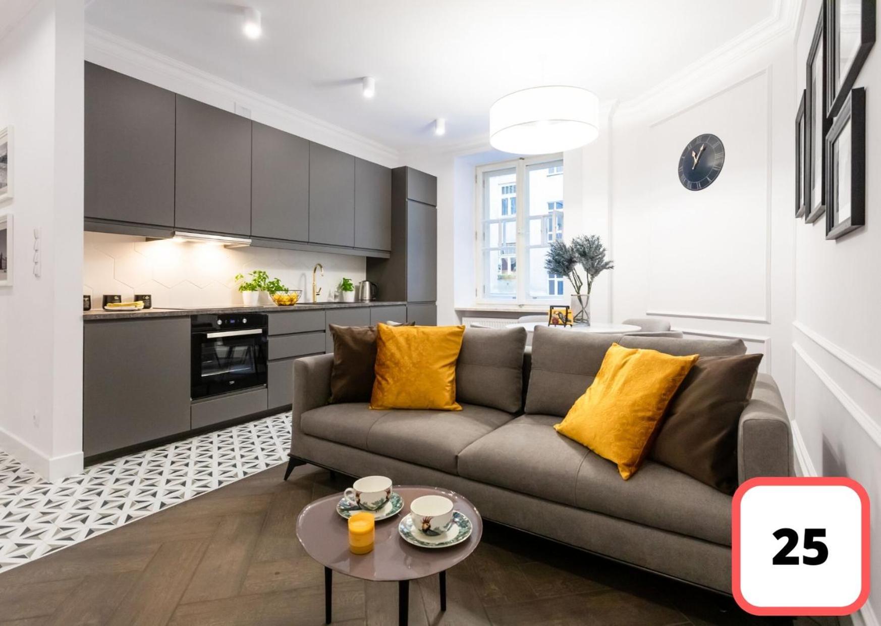Sienna 41 Boutique Warsaw Apartments view 4