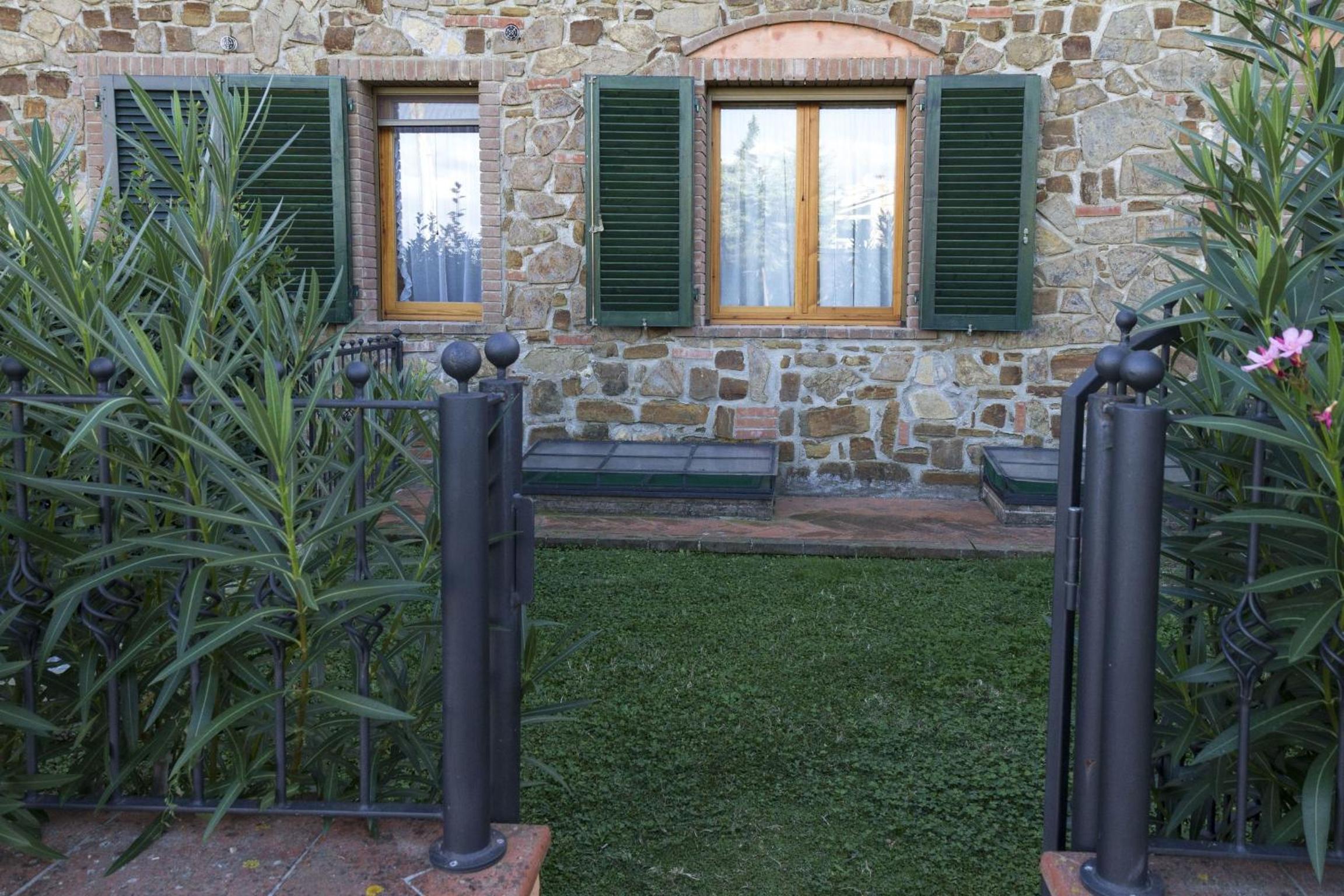 Calanchi Apartments