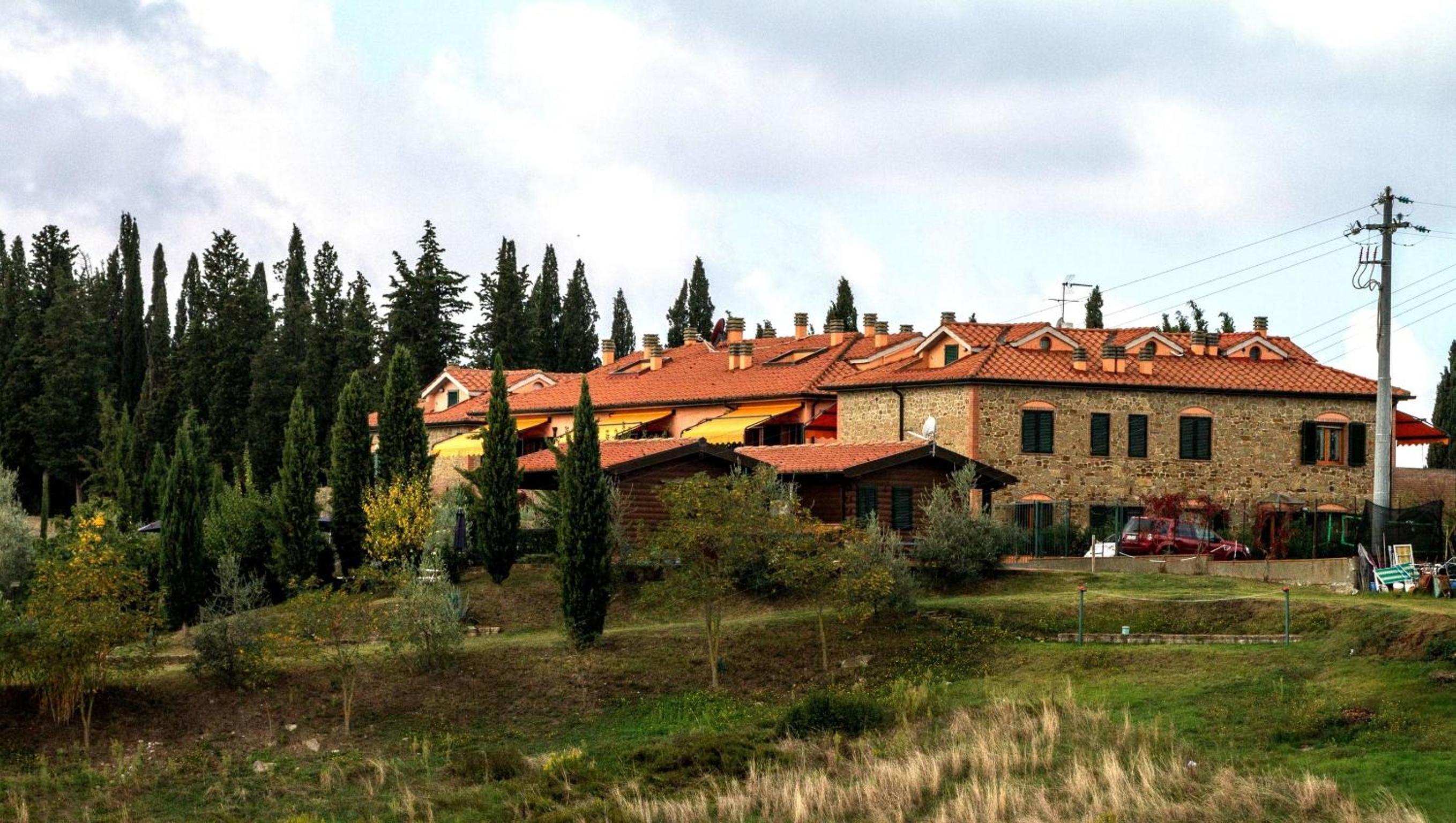 Calanchi Apartments