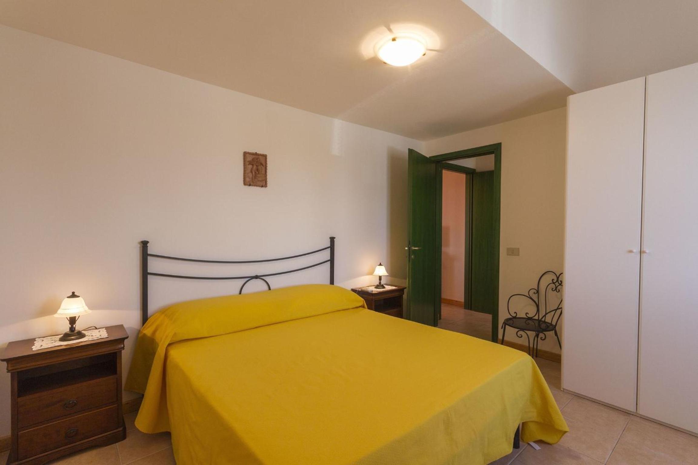 Calanchi Apartments