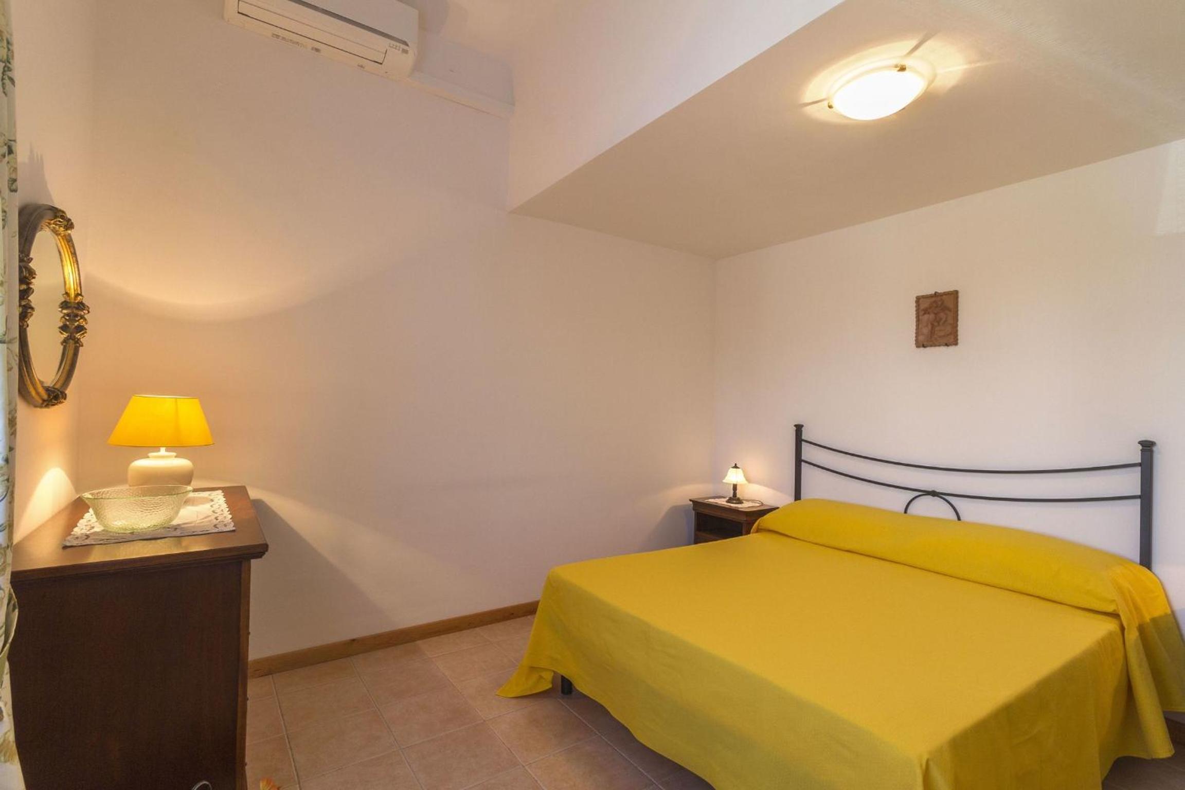 Calanchi Apartments