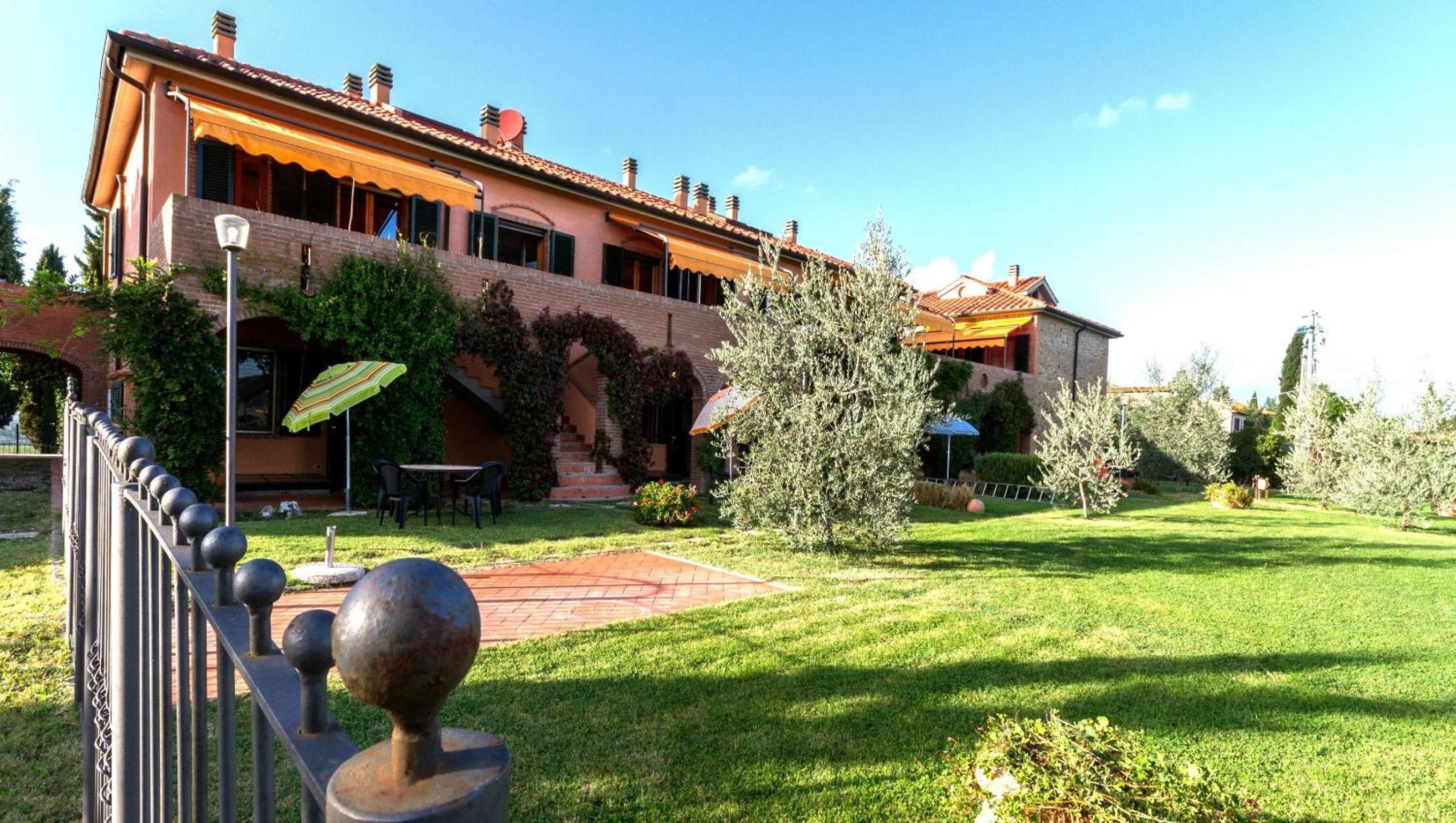 Calanchi Apartments