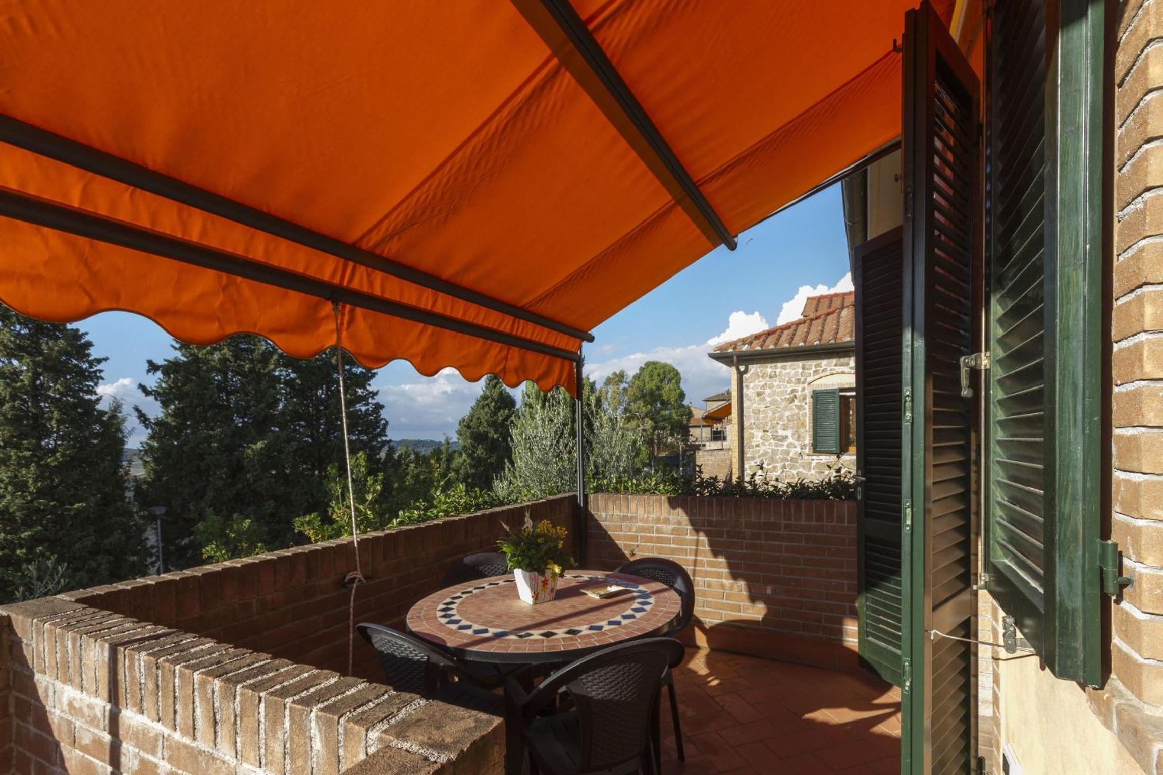 Calanchi Apartments