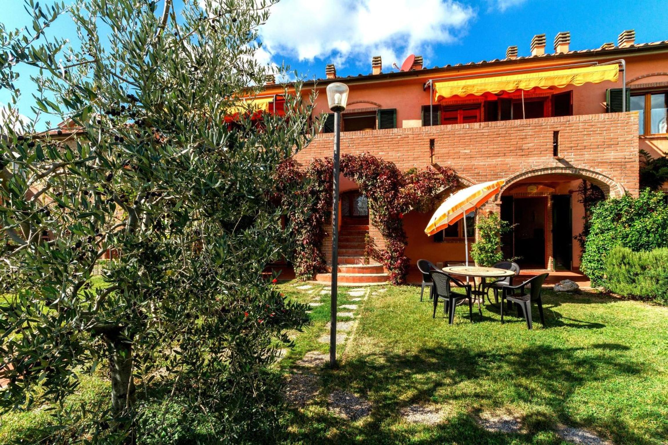 Calanchi Apartments