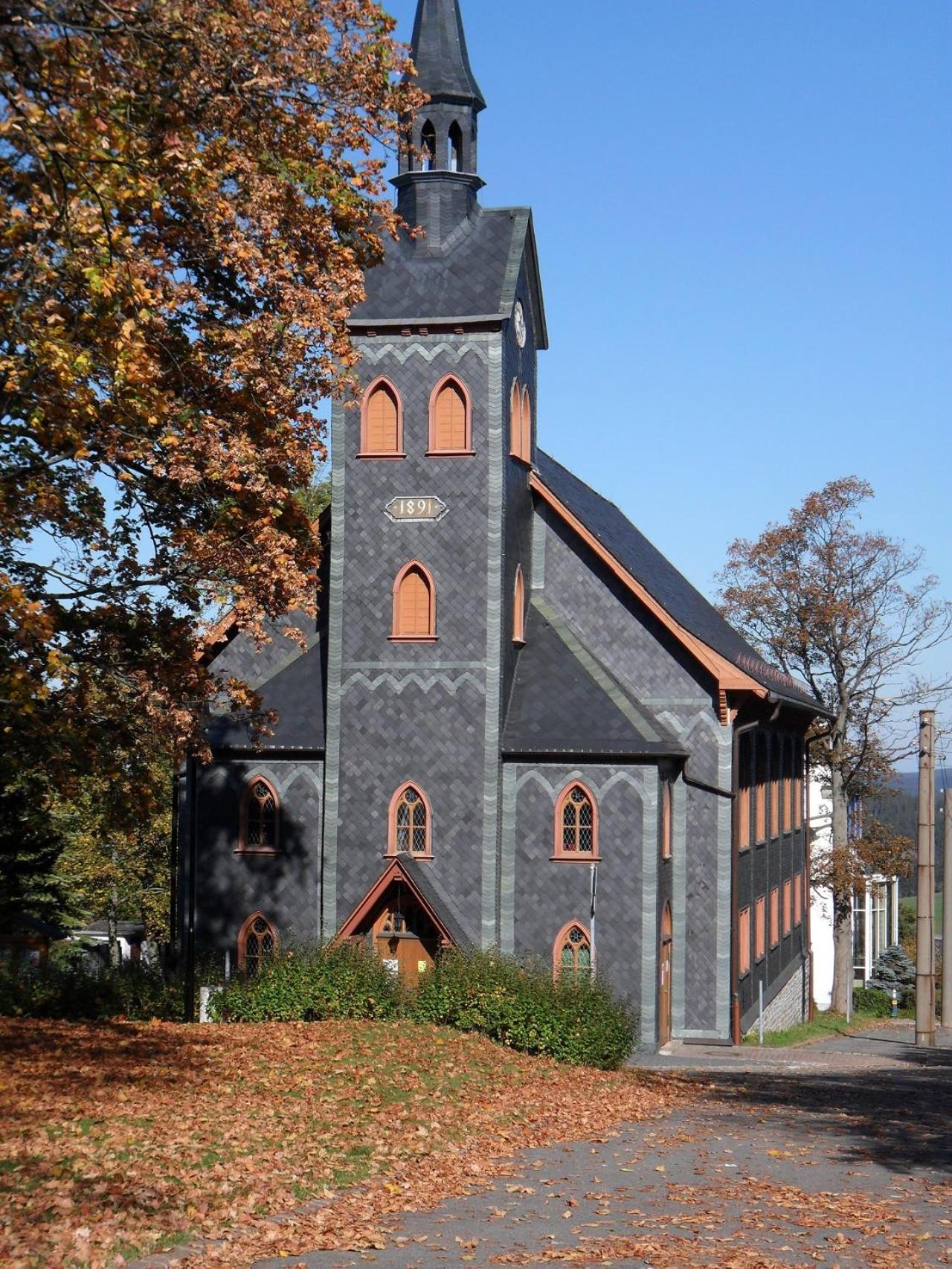 Photo 11