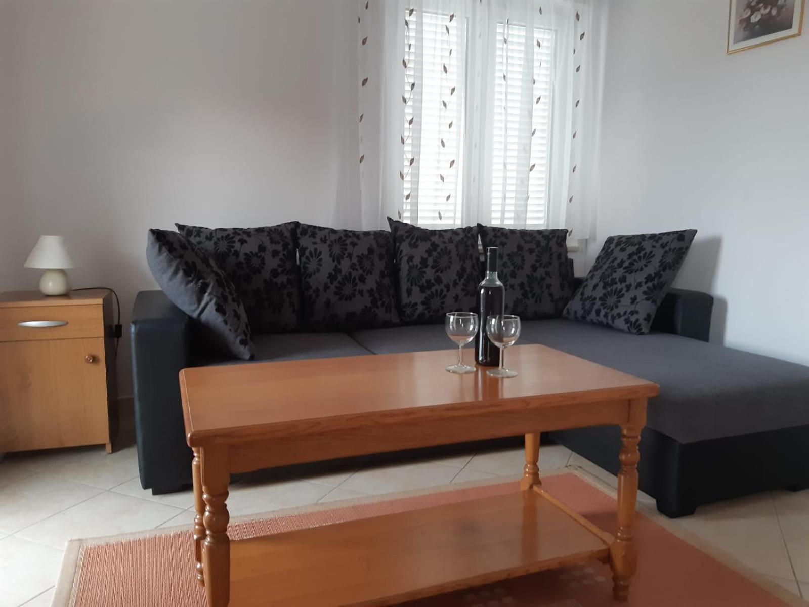Apartments Jurkovic