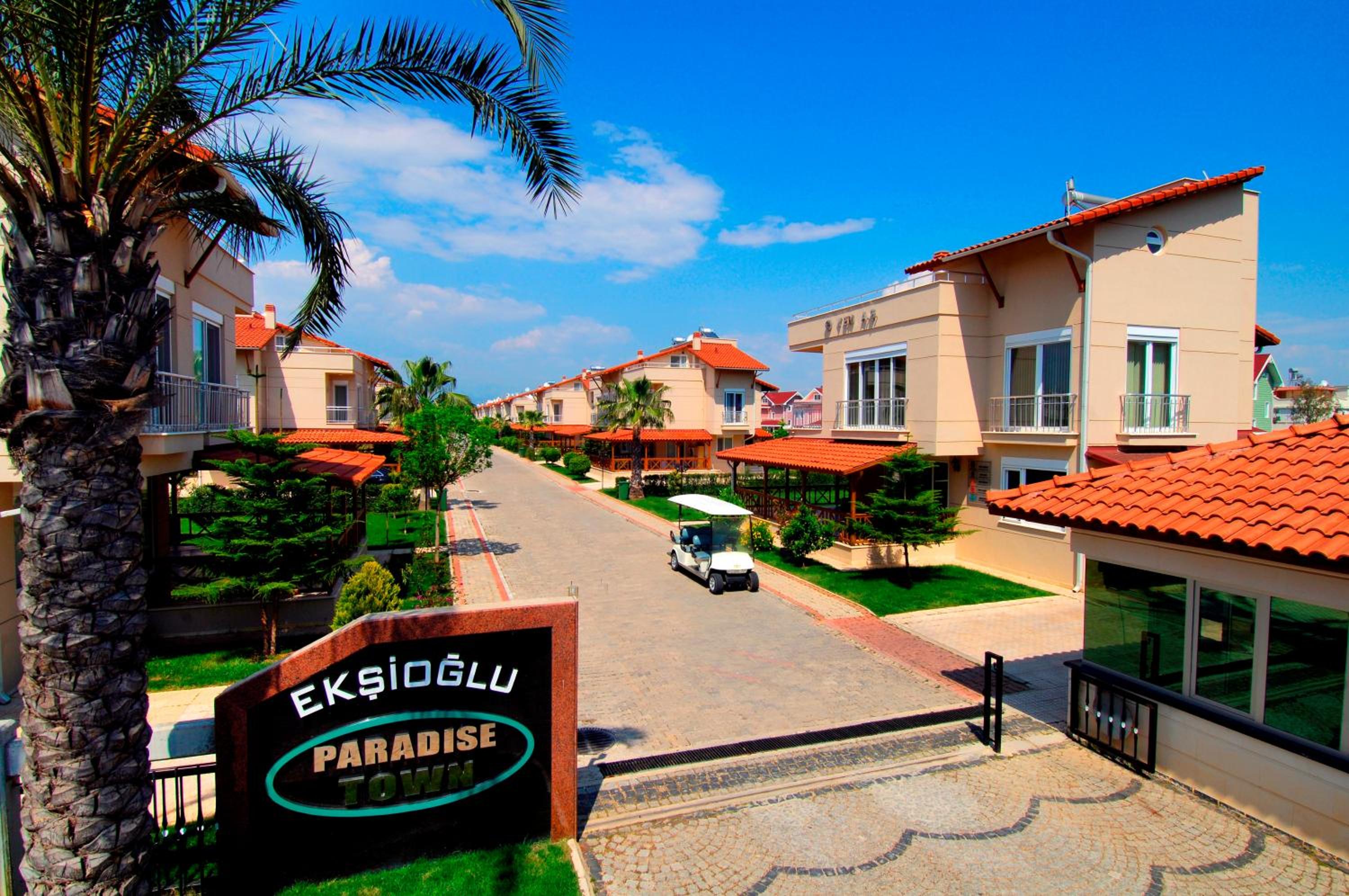 Paradise Town Villa Alison