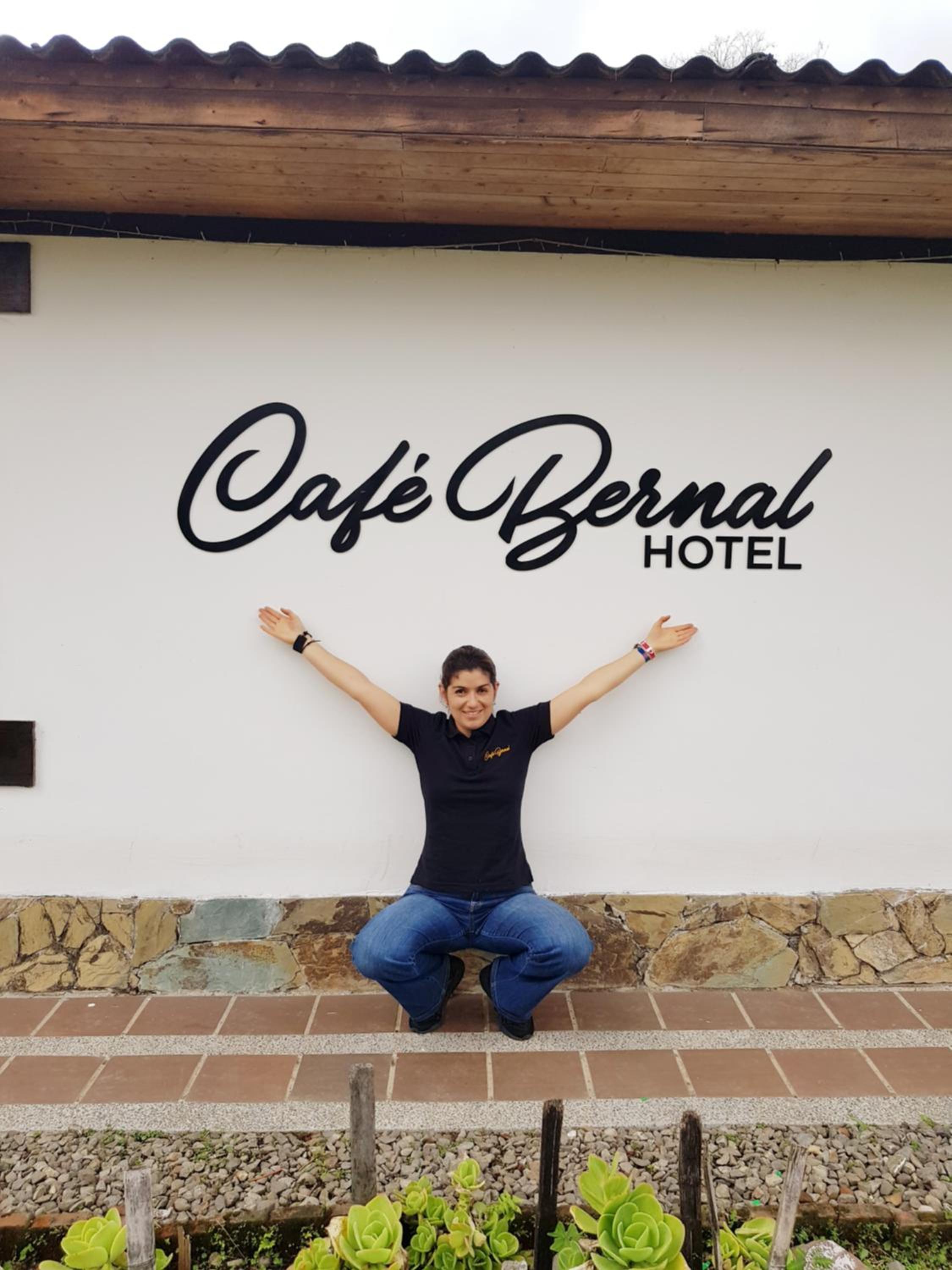 Hotel Café Bernal