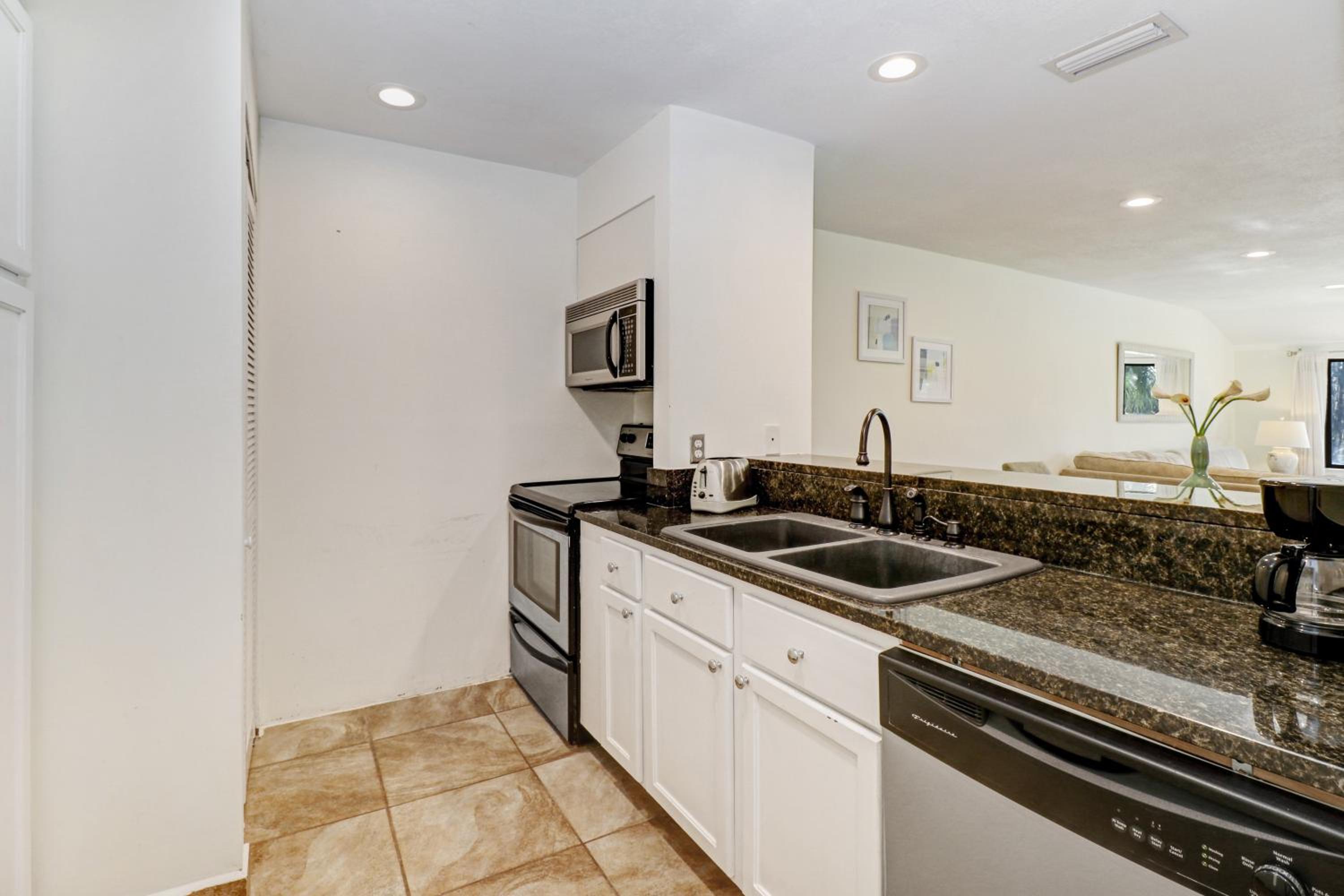 Saddlebrook Golf Course view Condo with Kitchen - Property Image 12