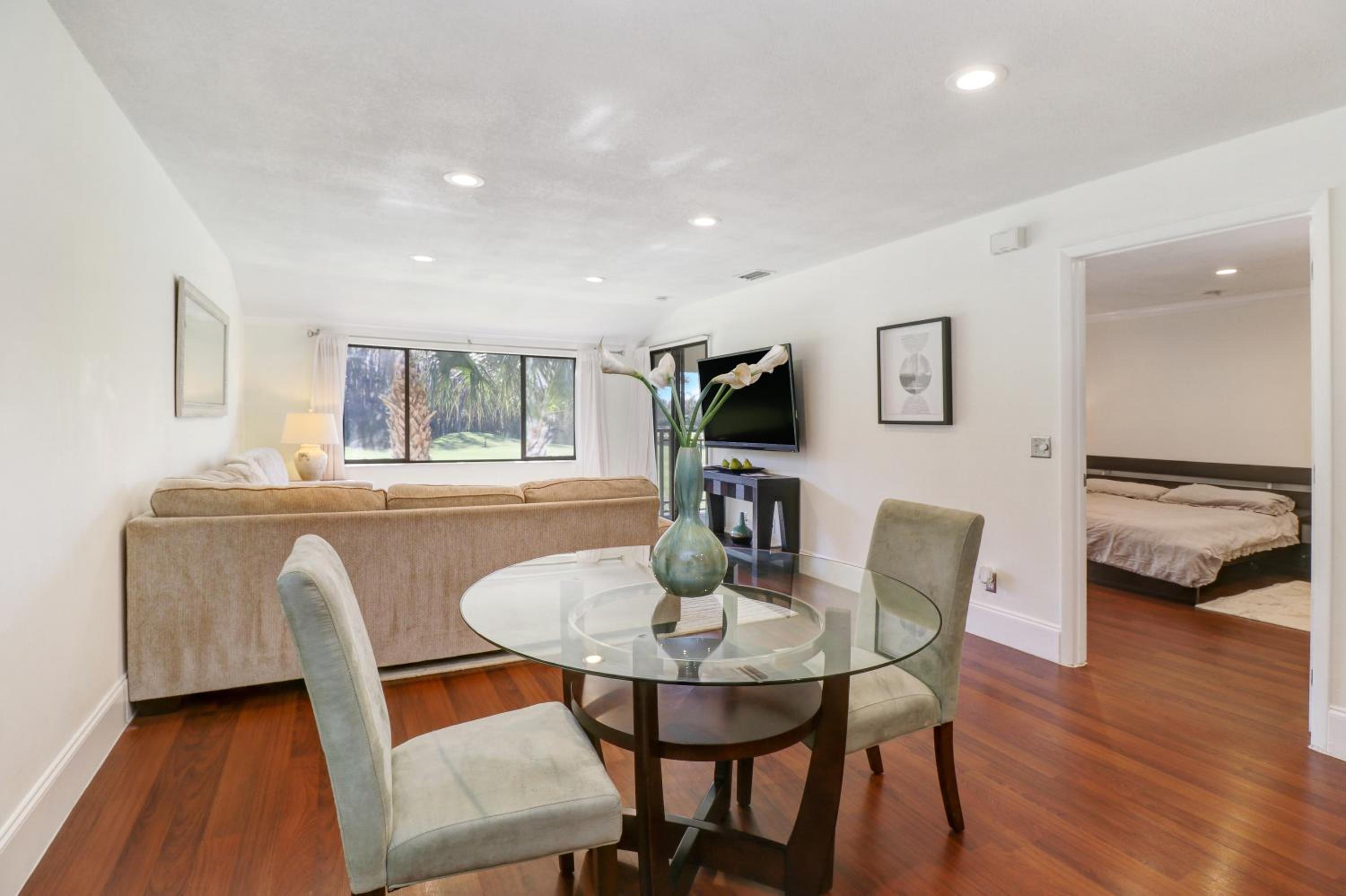 Saddlebrook Golf Course view Condo with Kitchen - Property Image 15