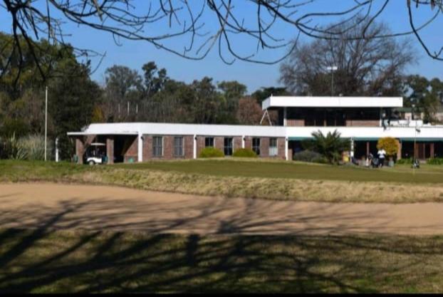 Estudio hindu club