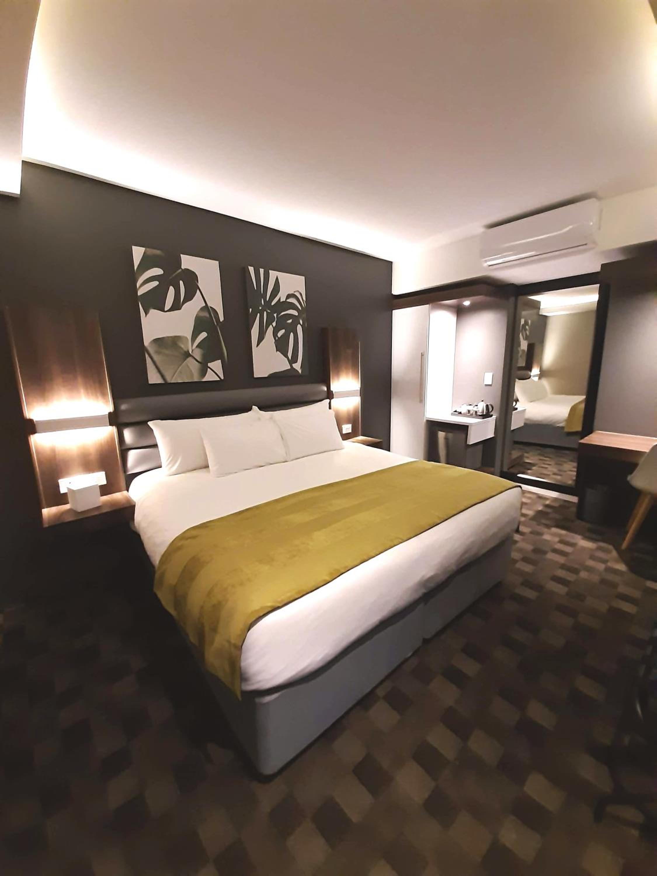 hotel room