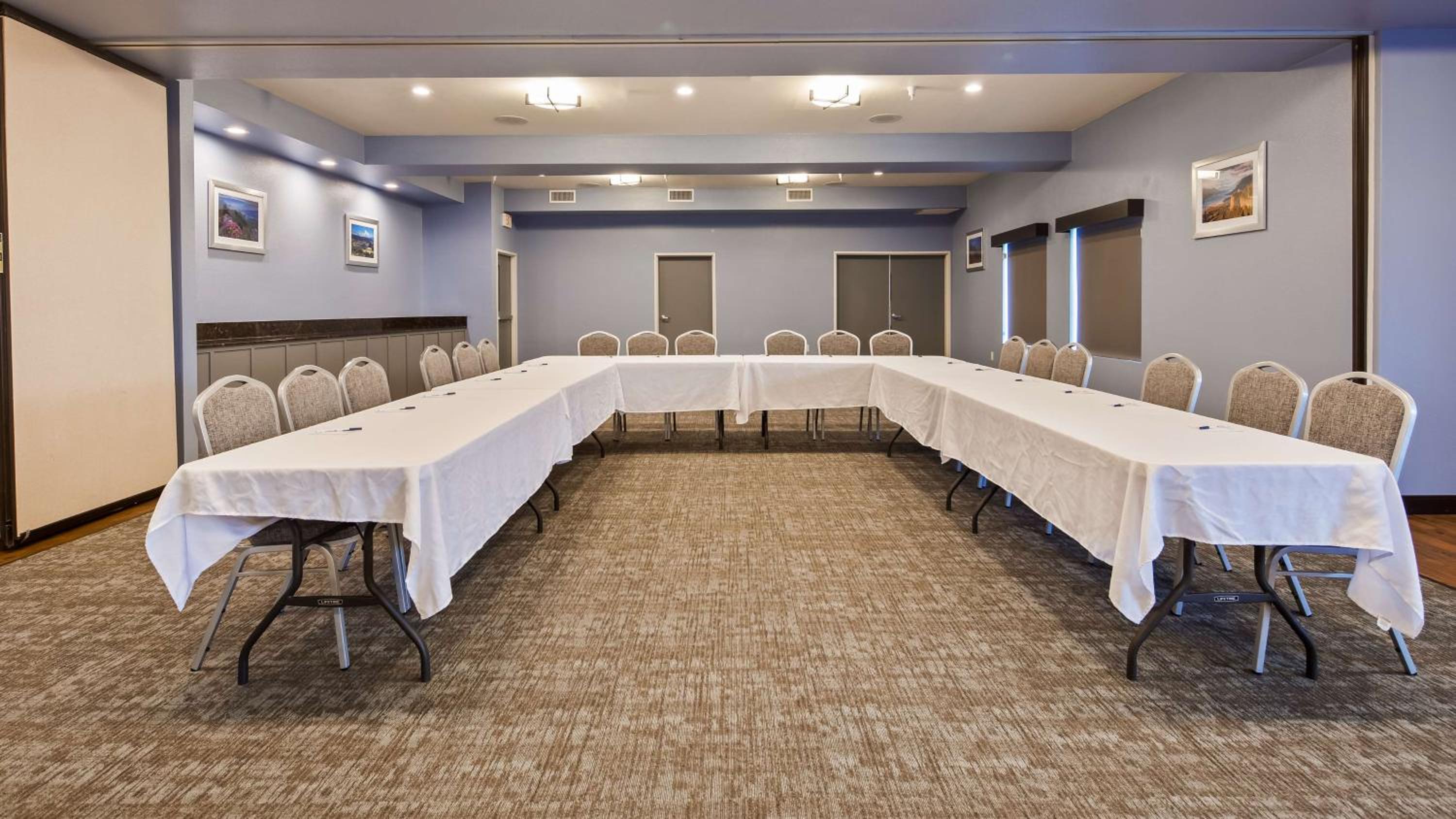 Best Western Crater Lake Highway White City/Medford - Property Image 2