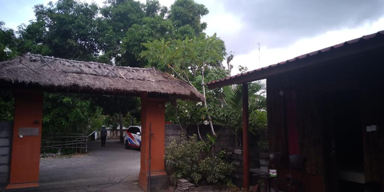 Made Roejas Homestay