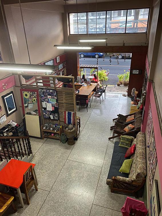 lounge