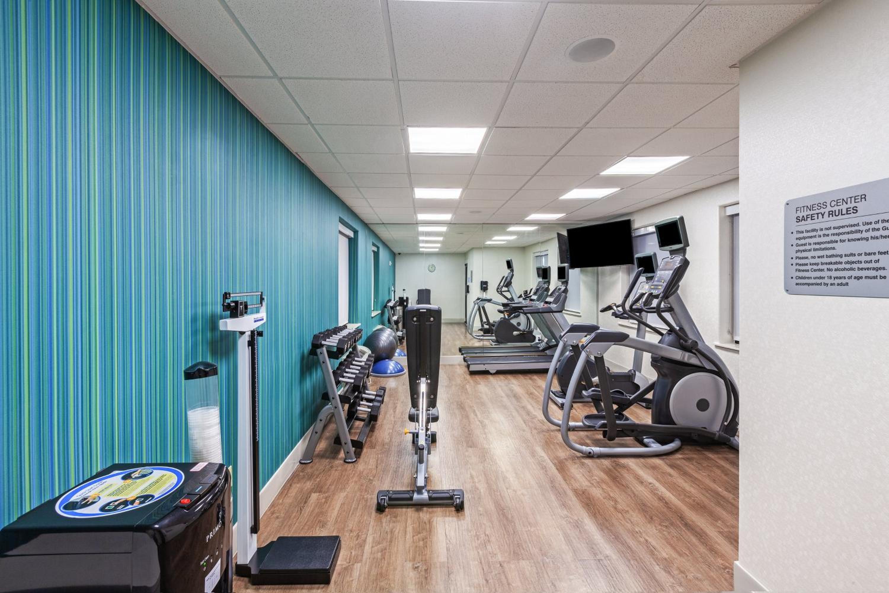 Longview Vacations - Holiday Inn Express Suites Longview South I-20, an IHG Hotel - Property Image 38