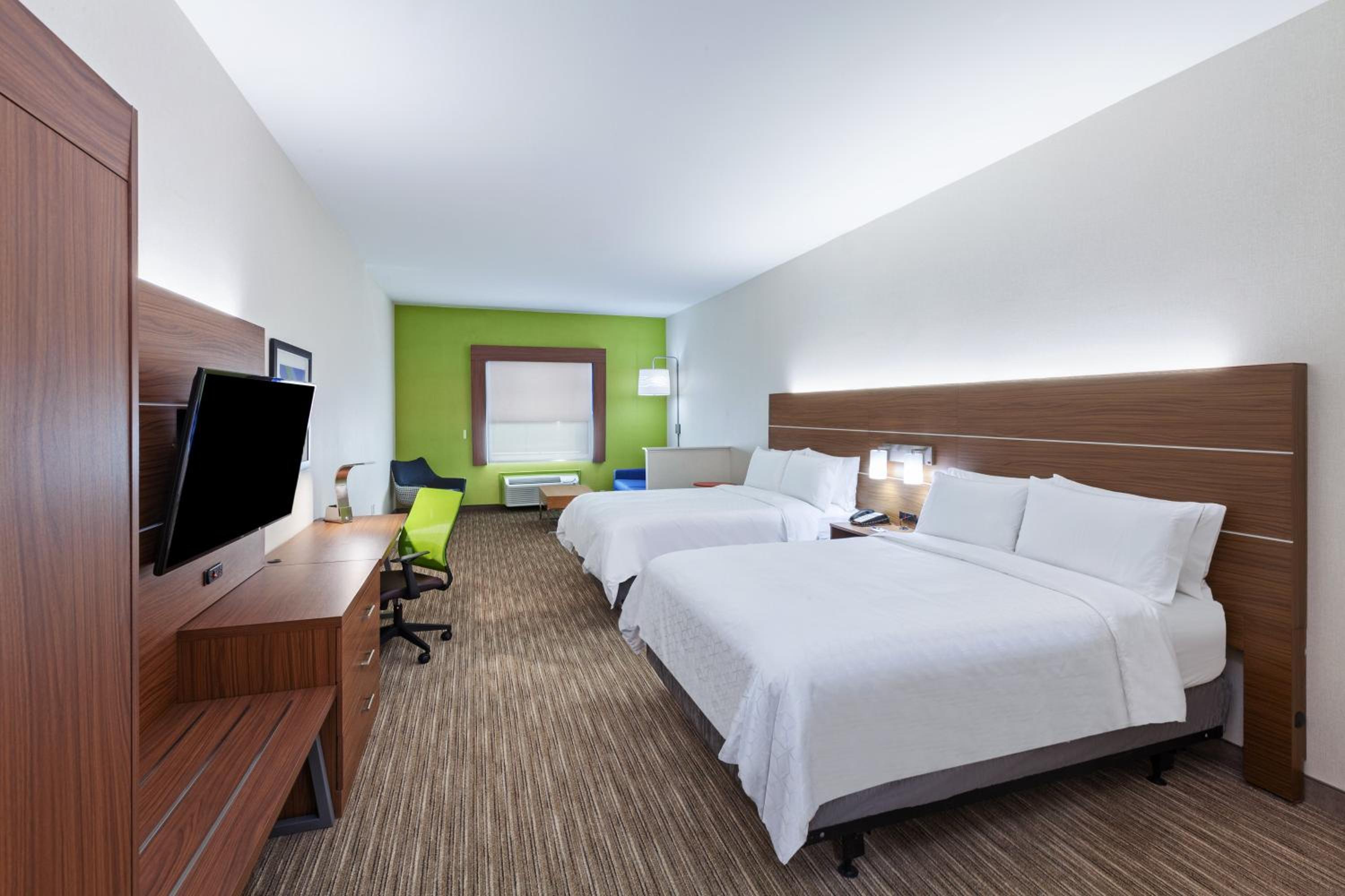 Longview Vacations - Holiday Inn Express Suites Longview South I-20, an IHG Hotel - Property Image 16