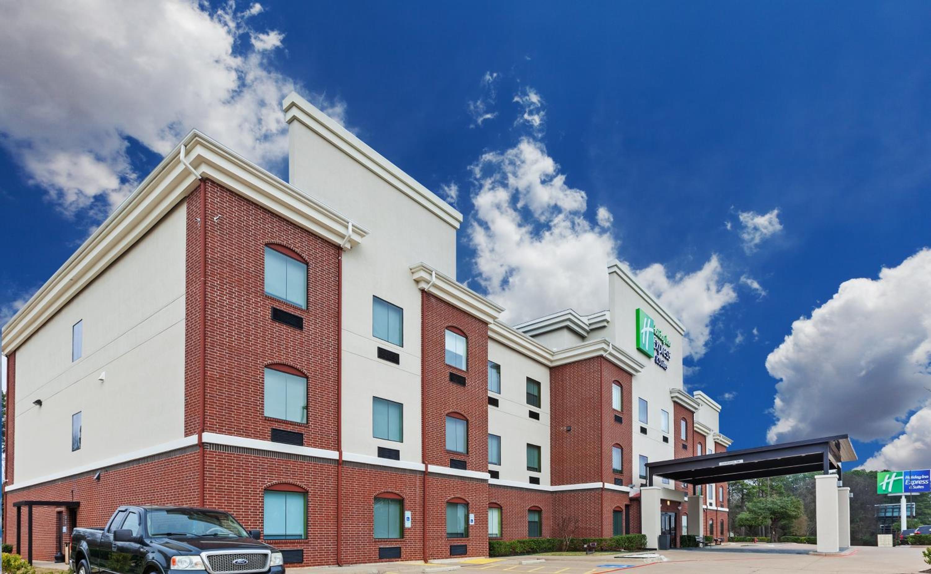 Marshall Vacations - Holiday Inn Express  Suites Longview South I-20, an IHG Hotel - Property Image 1