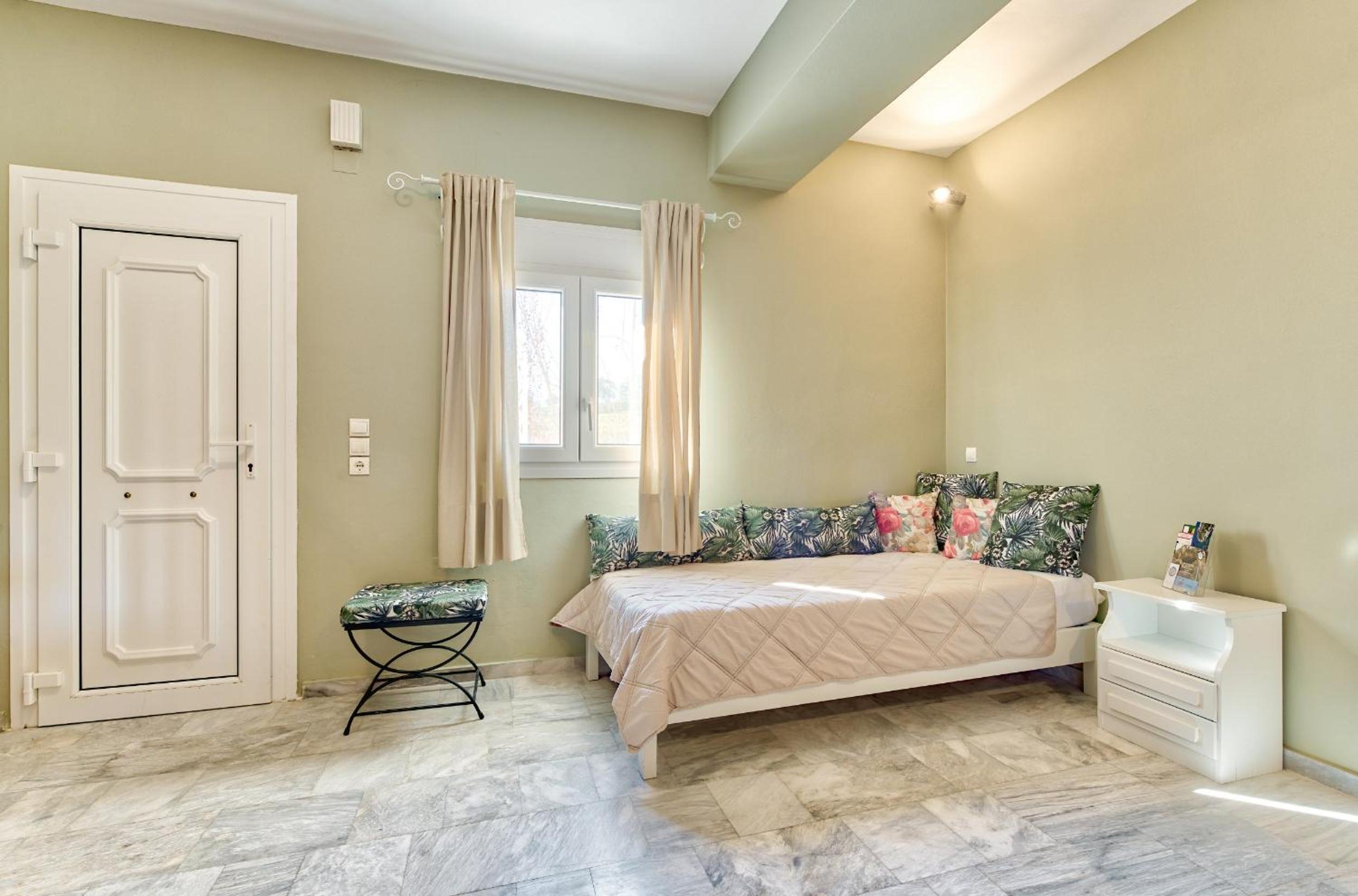 Avesta Apartments - 200m from the beach, by ZanteWize view 5