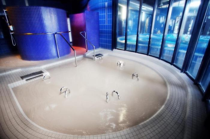 Jacuzzi