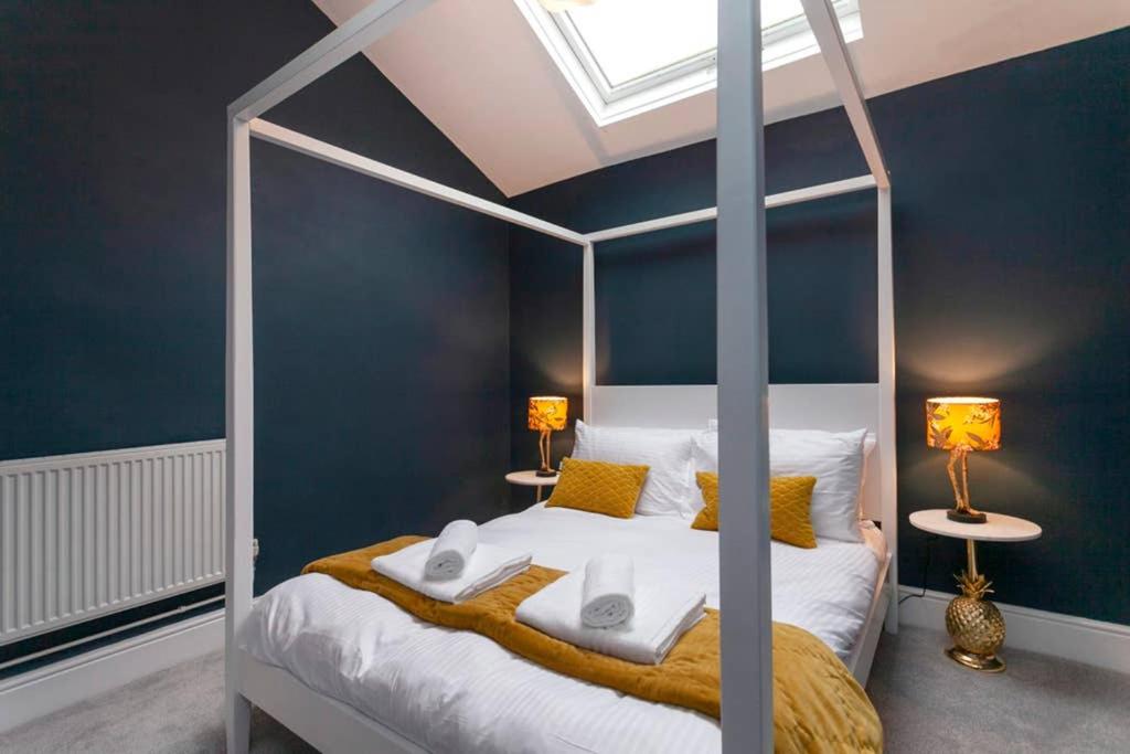 Coach House 2, Nottingham Centre with Parking view 2