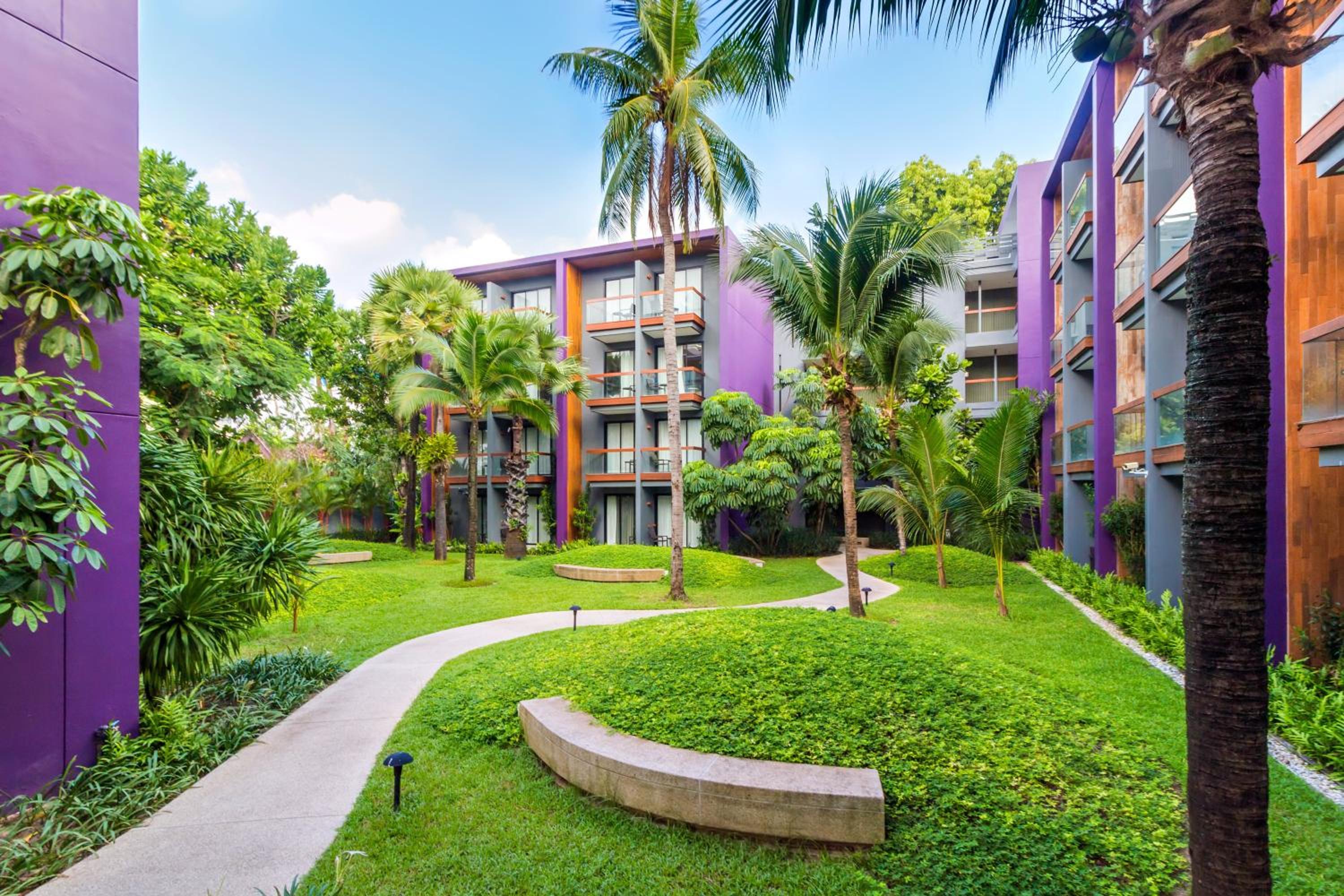 Holiday Inn Express Phuket Patong Beach Central by IHG