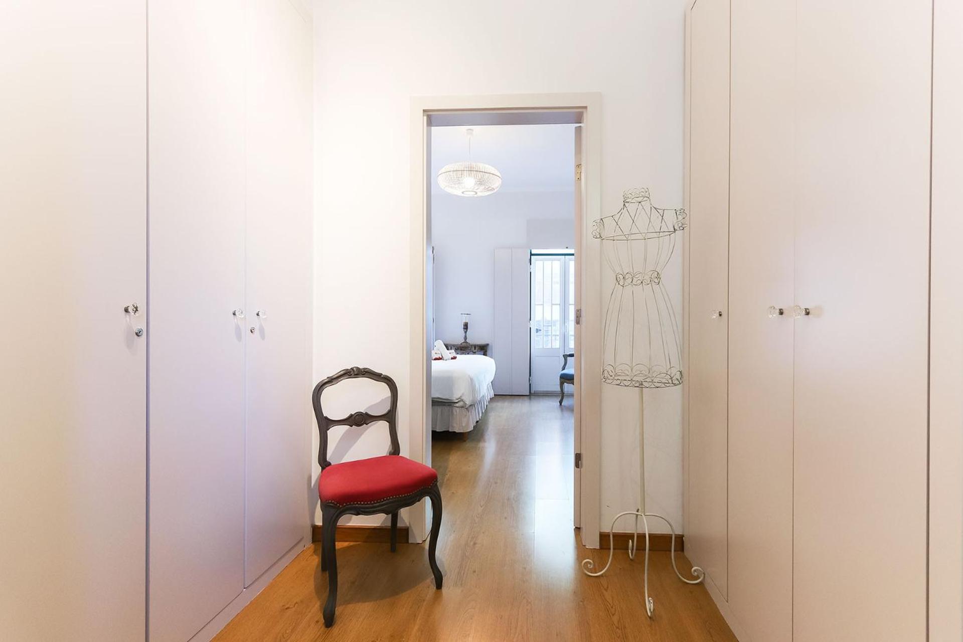 Rato Elegant by Homing