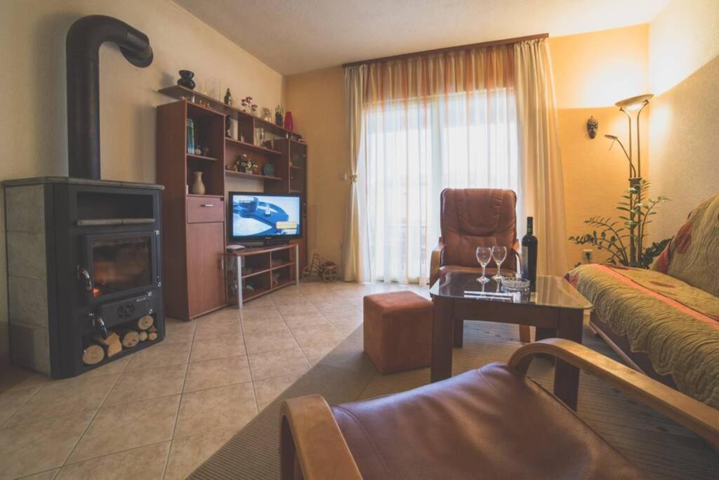 Family House Nino view 3