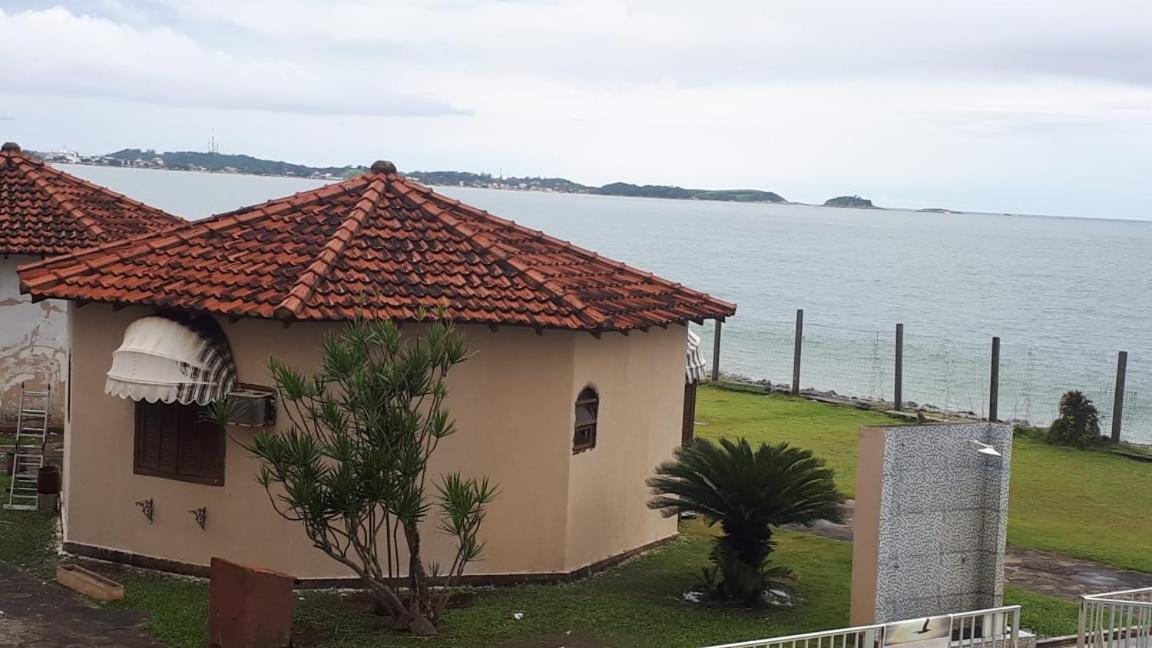 Chalé com 2 quartos a Beira Mar