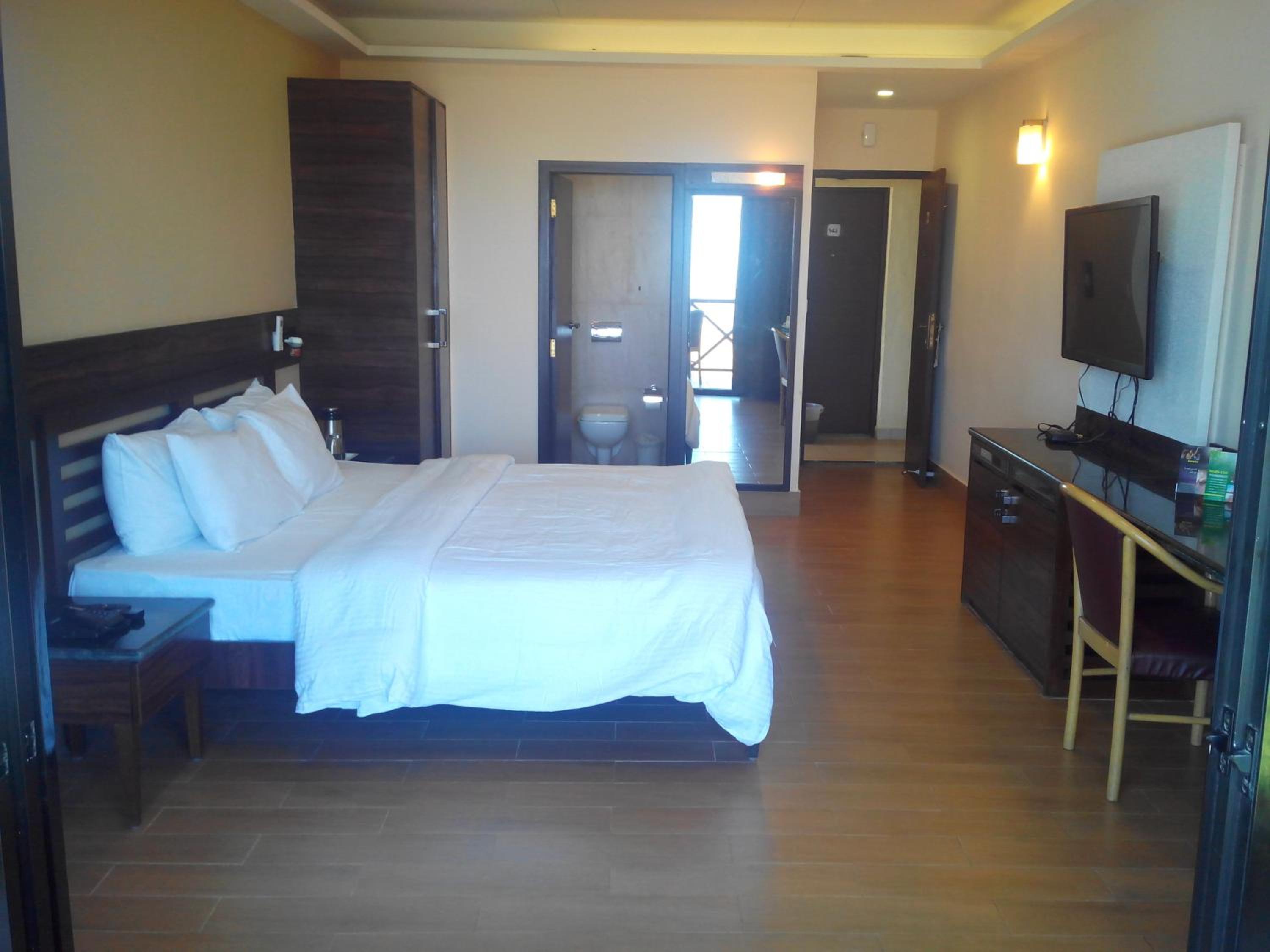 Upper Deck Resort - Highest Peak, Lonavala