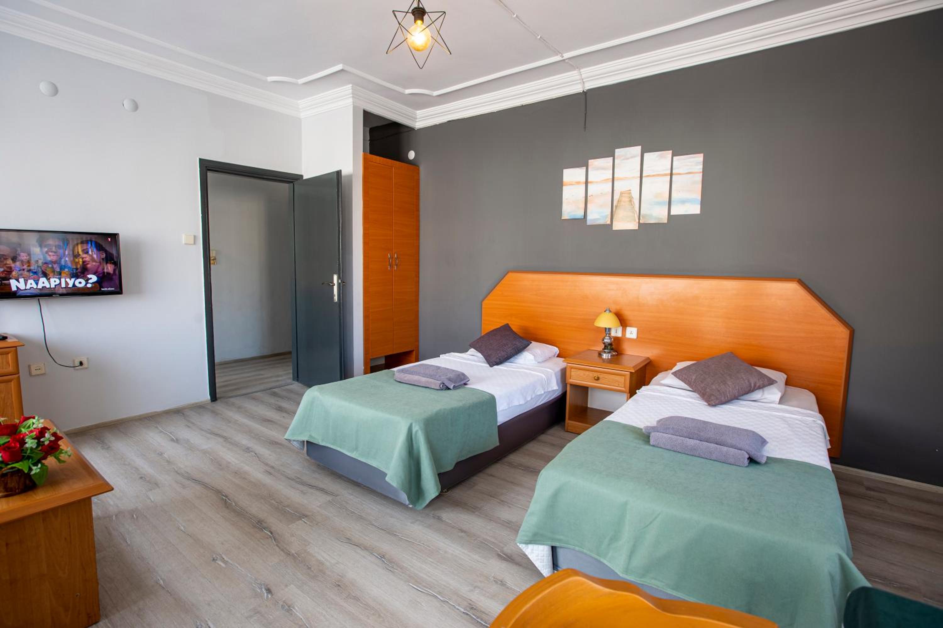 HMA Hotel & Suites - Image 23