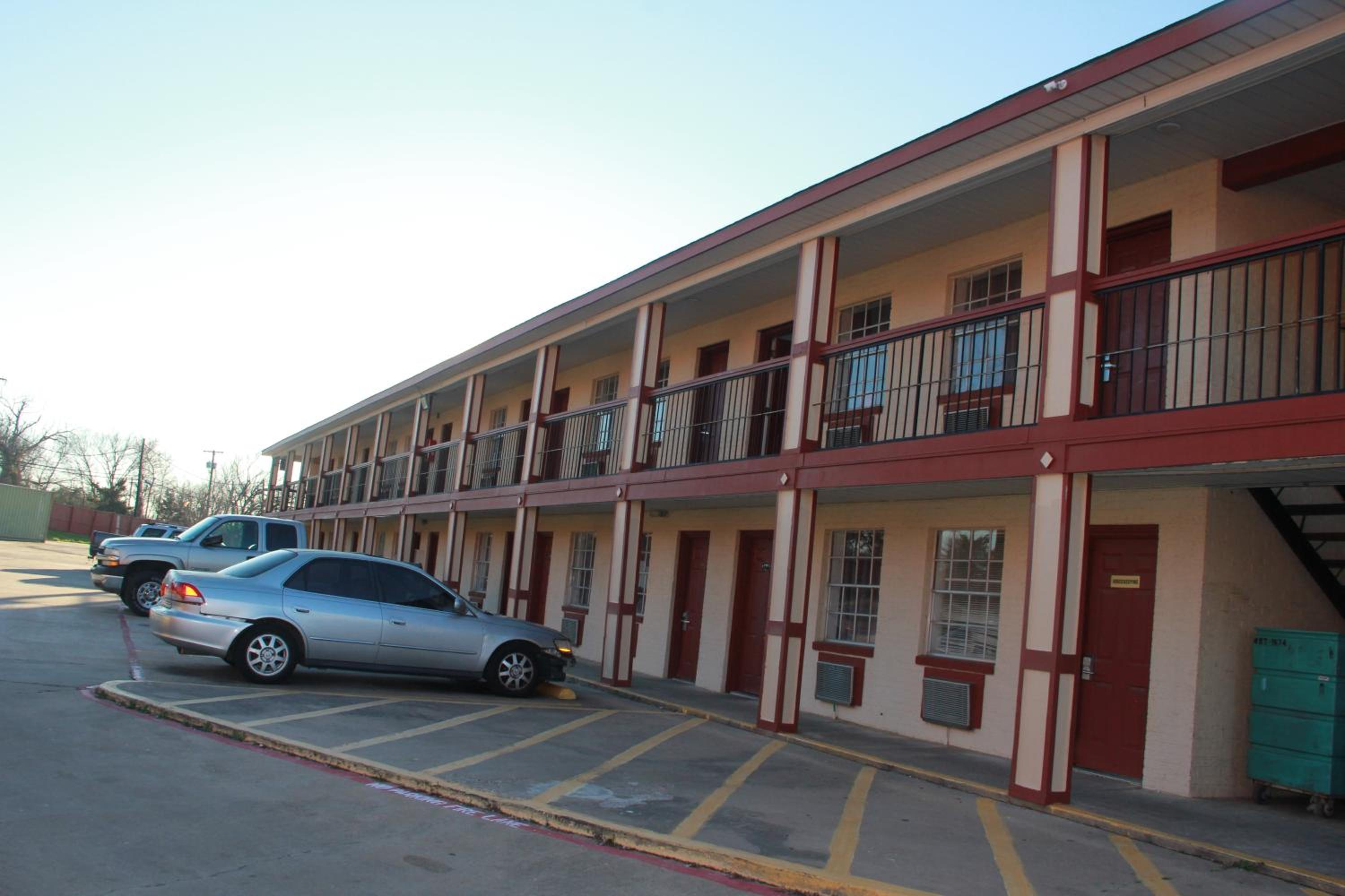 Sherman Inn