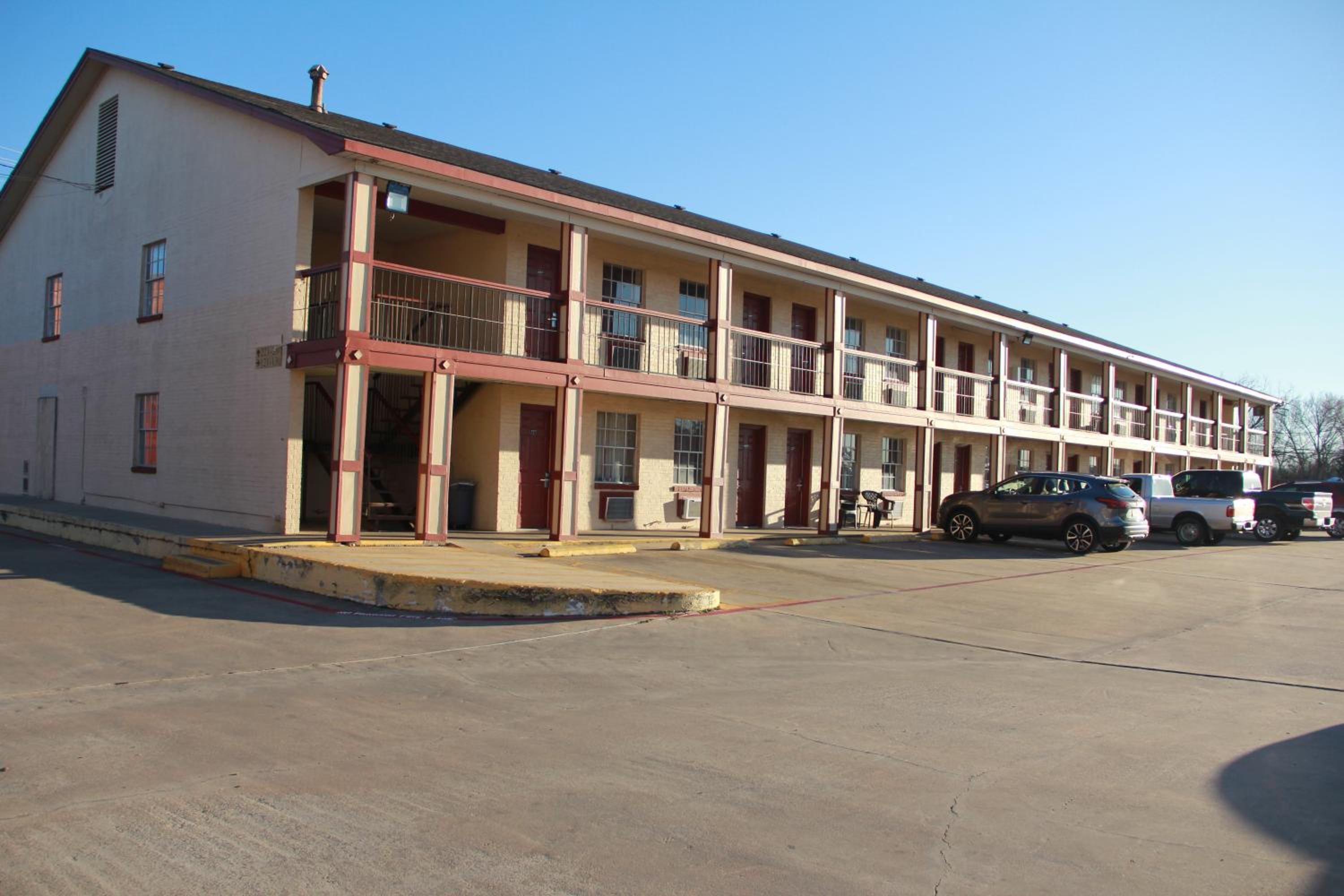 Sherman Inn
