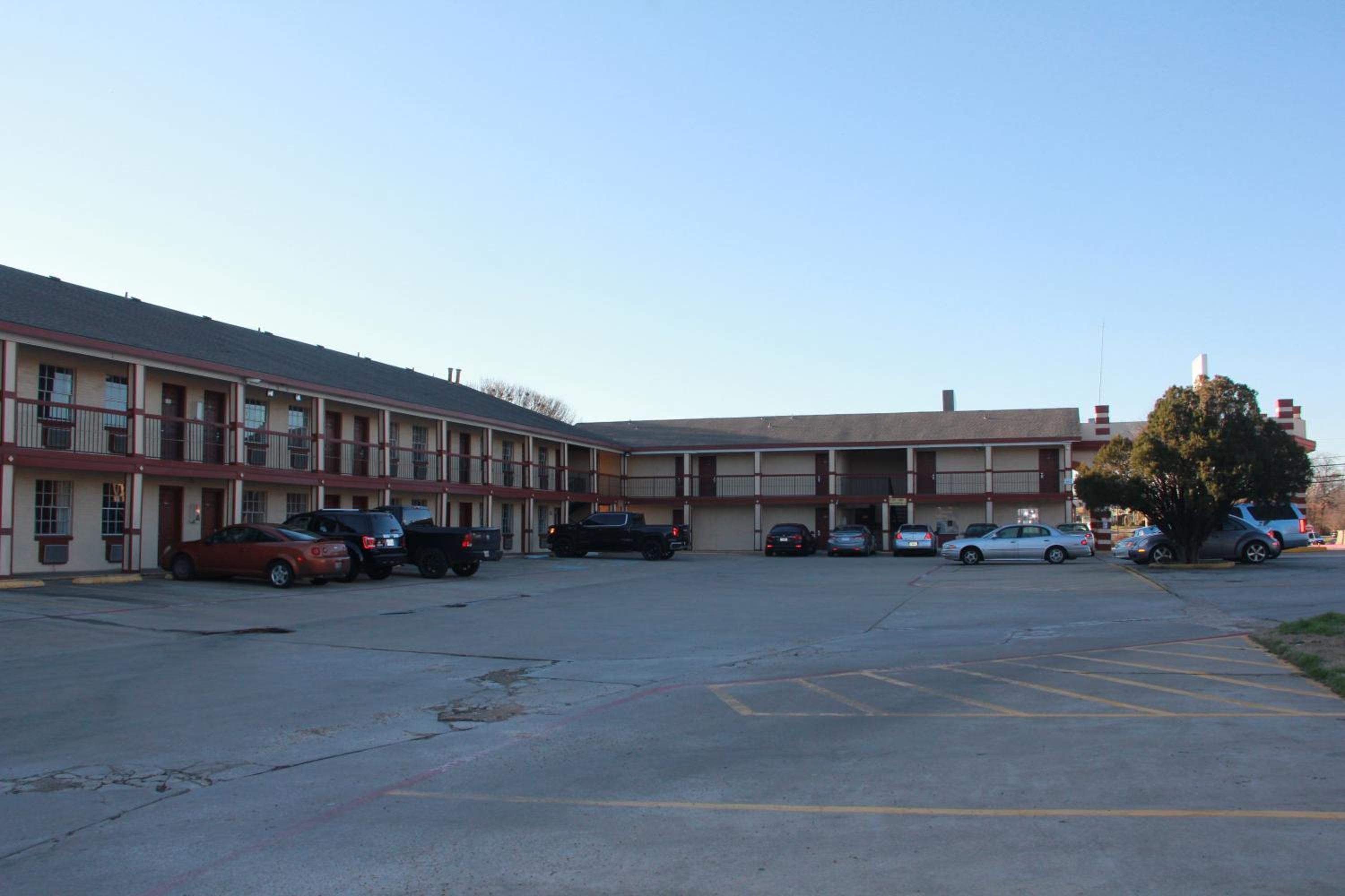 Sherman Inn