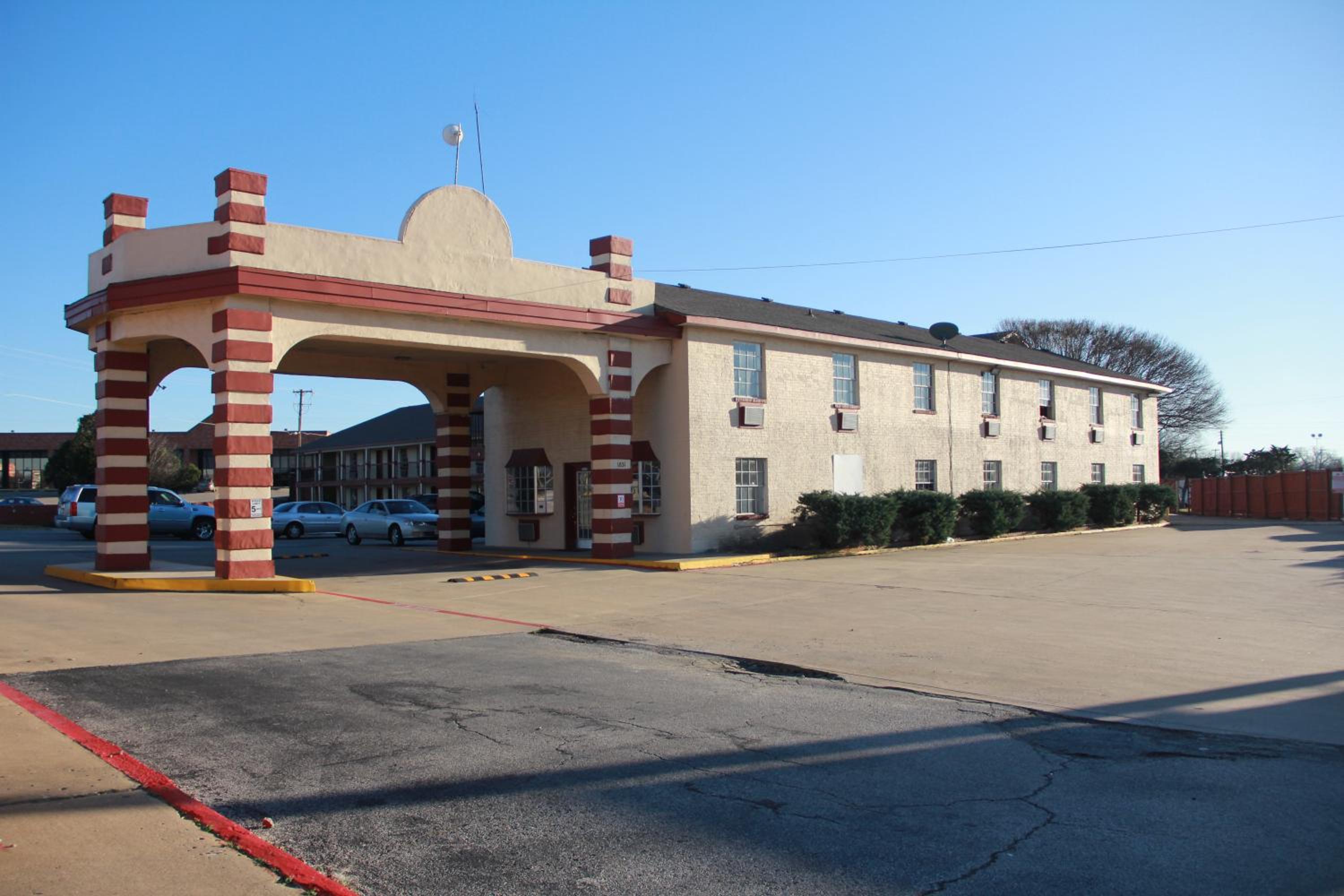 Sherman Inn