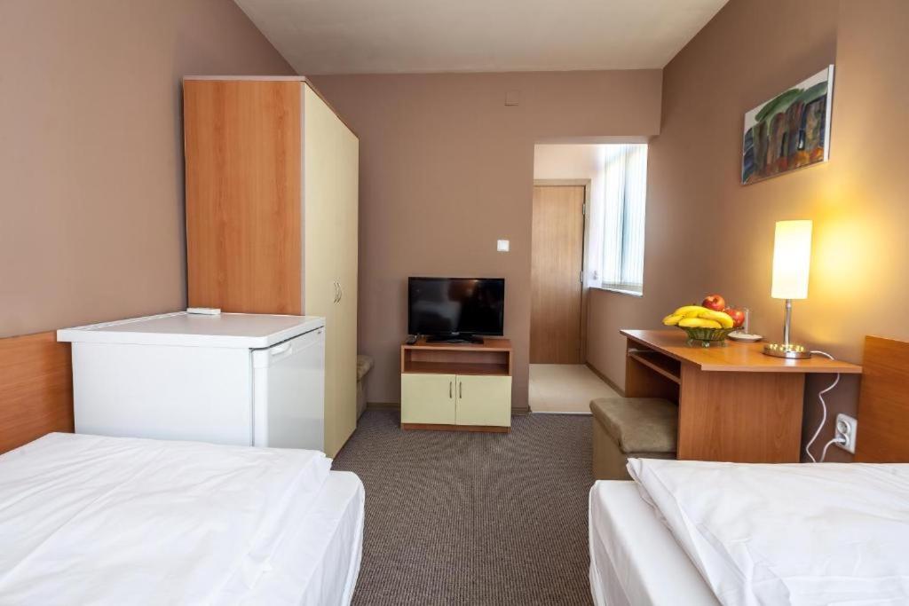 Panorama Top Floor Rooms in Hotel Tundzha