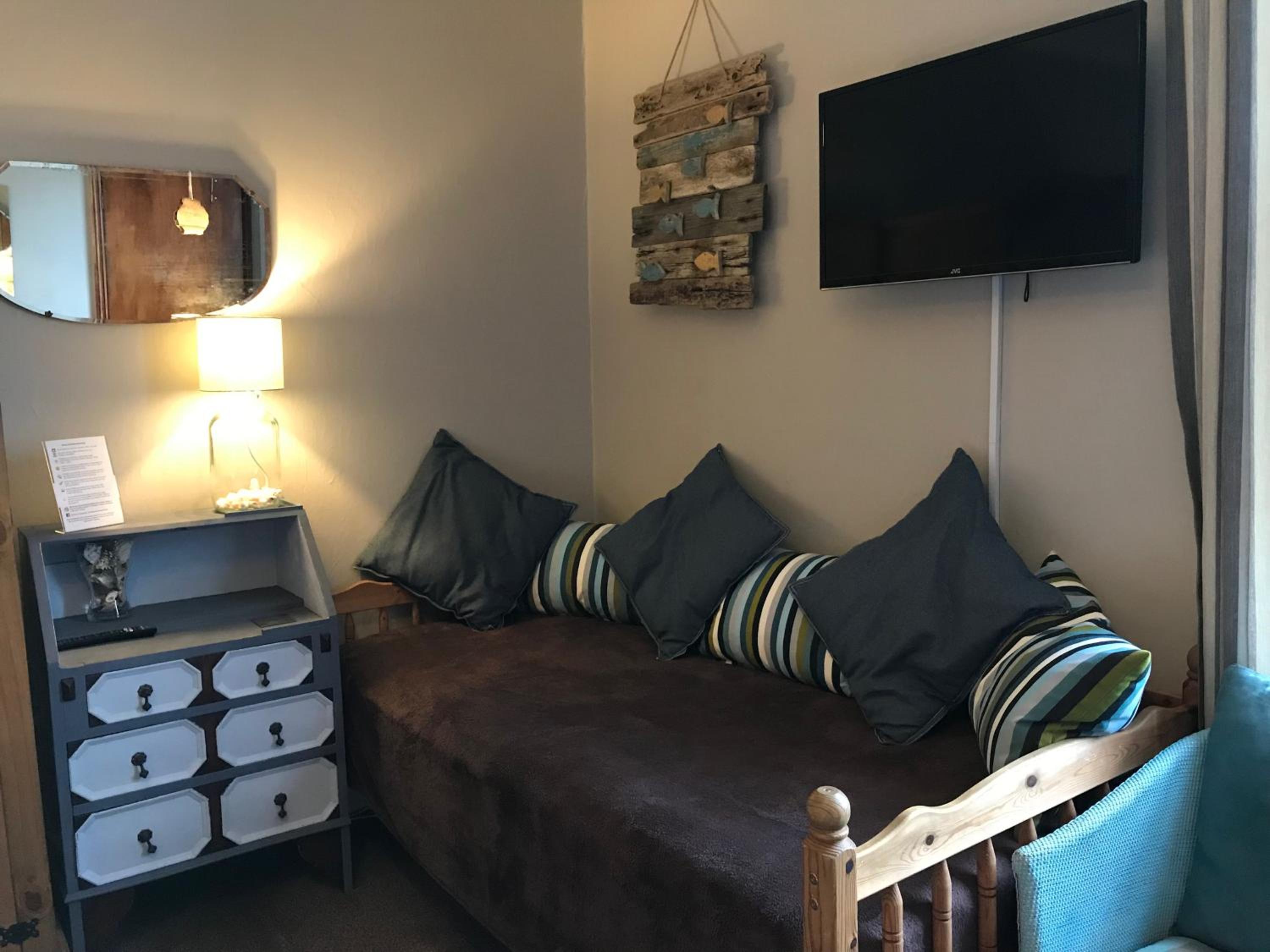 Kelston Guest House