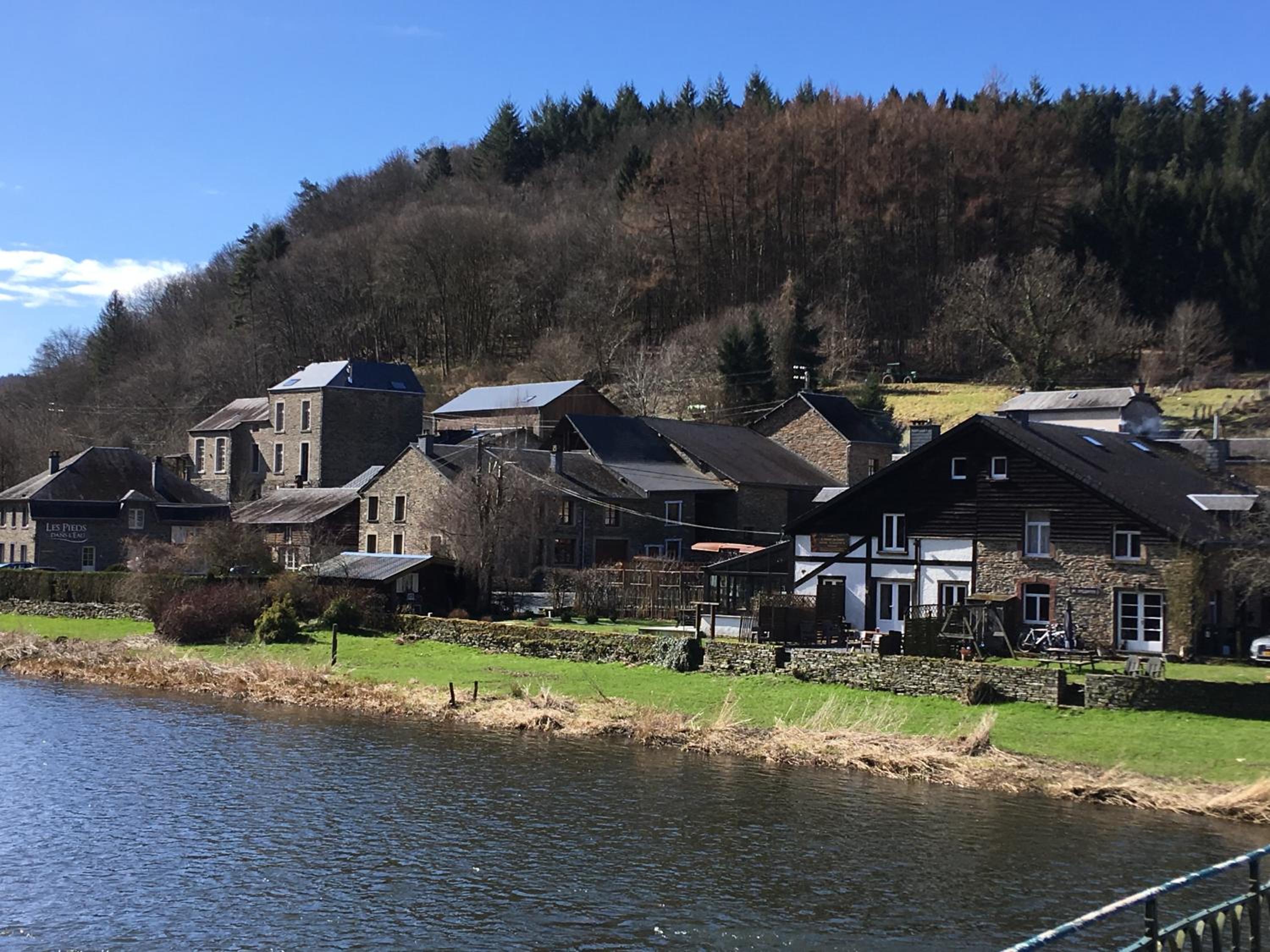 La Petite Passerelle à Mouzaive