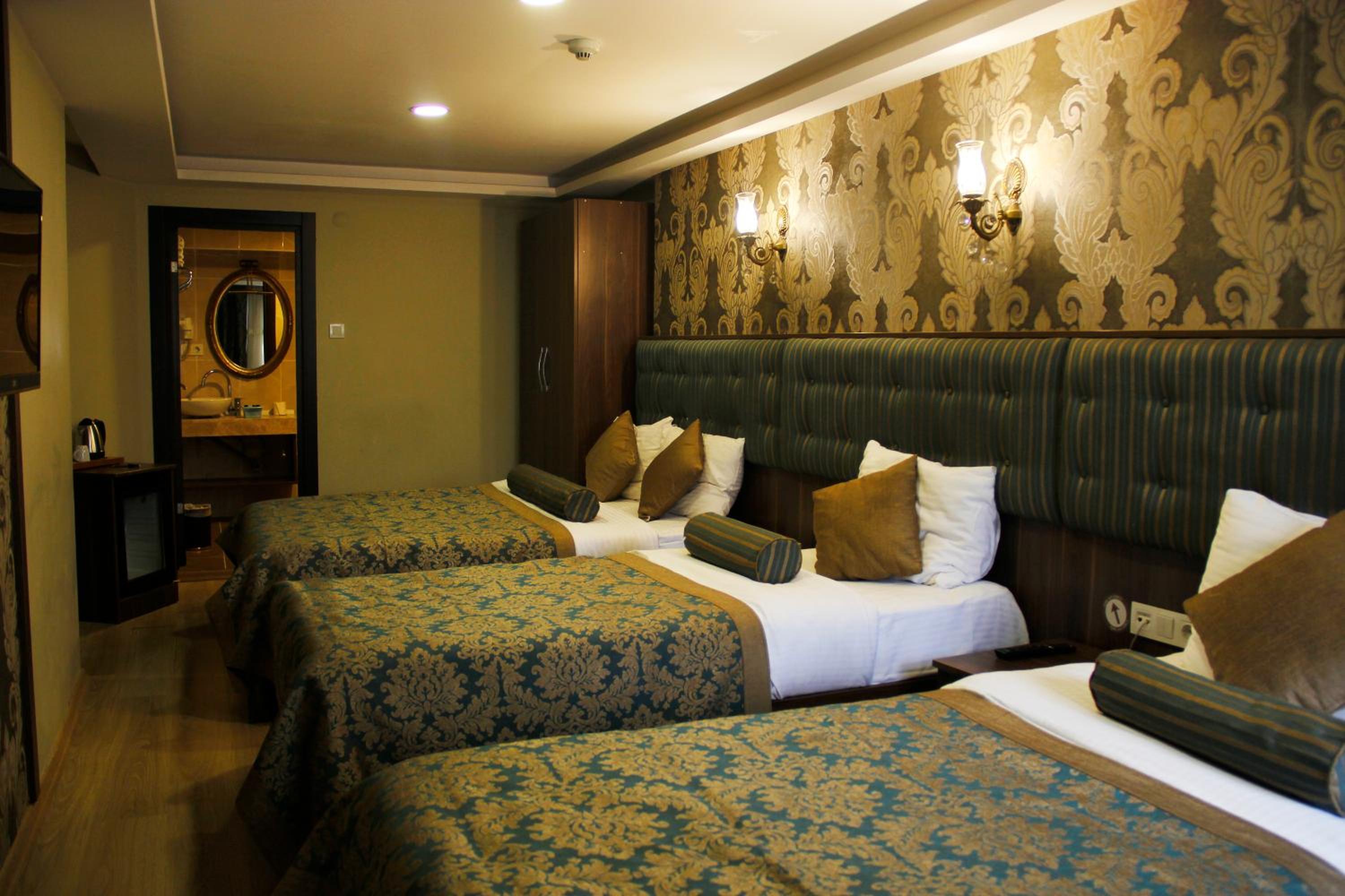 Marmara Place Old City Otel - Image 32