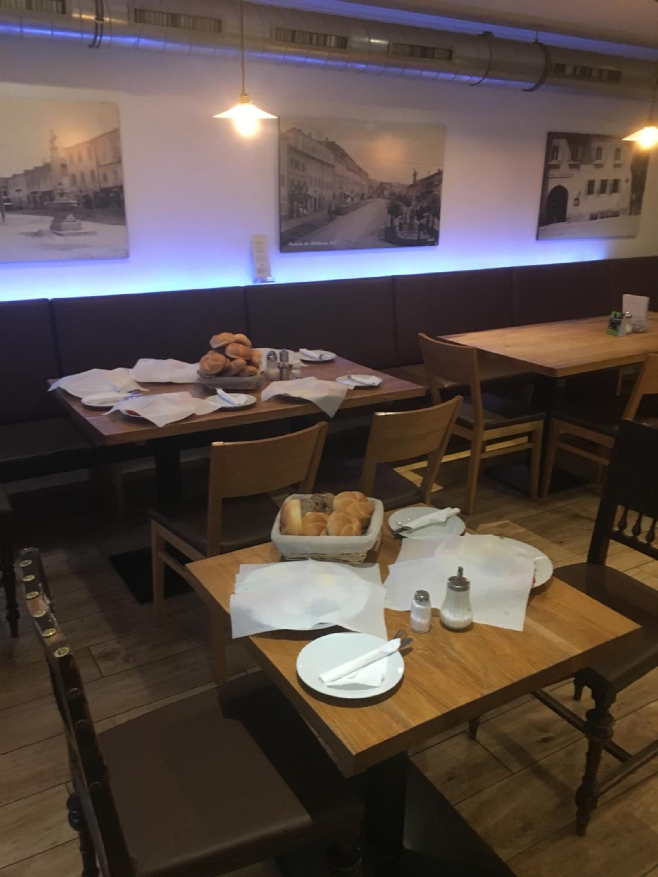 Pension Sunnseitn - Gasthof - Café - Weinkeller