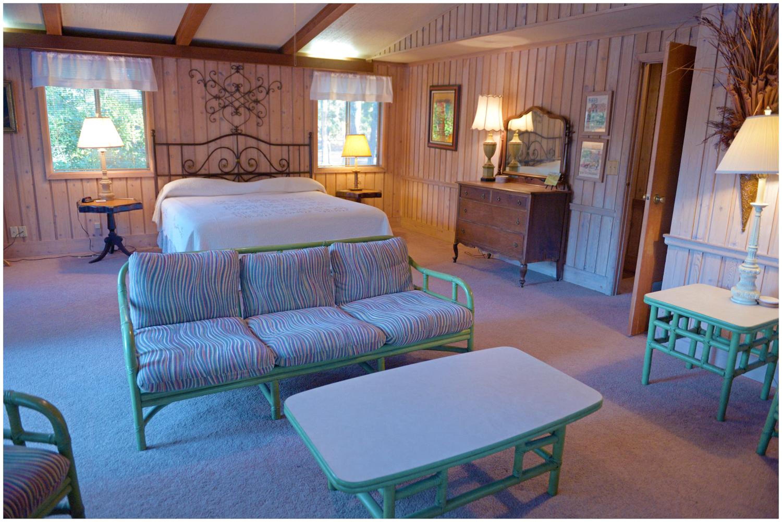 Pine Mountain Club Chalets Resort - Property Image 96