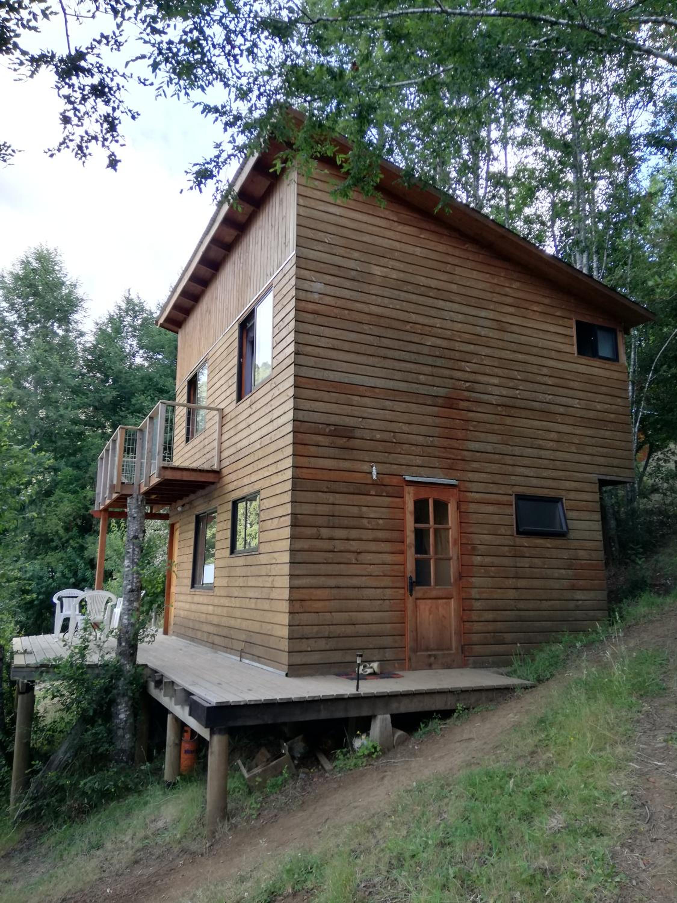Cabaña rústica en el Lago Caburgua, Pucon