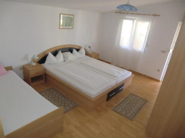 Ferien Haus Evita auf Insel Vir - Wohnung I