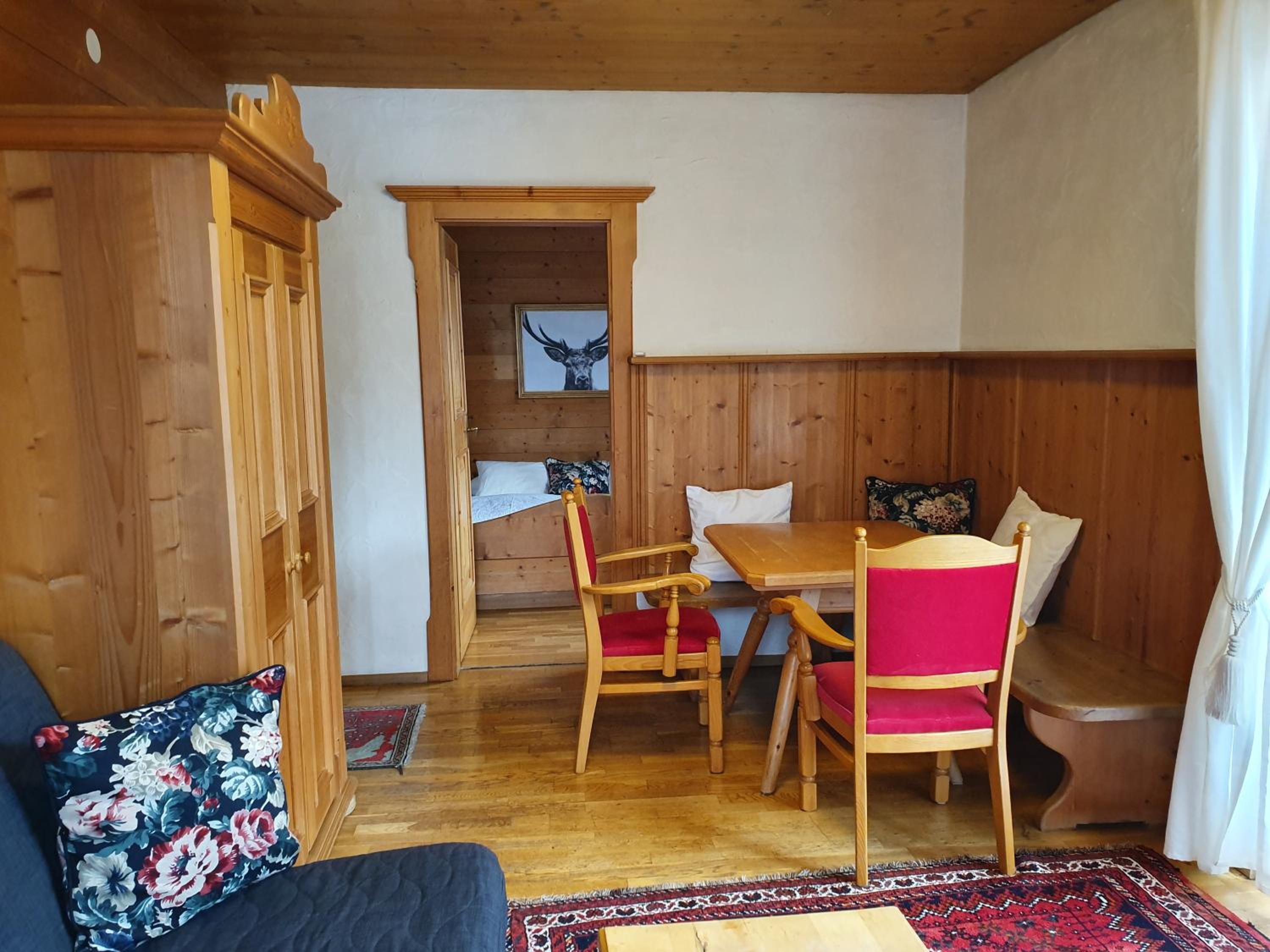 Appartement Pension Bäckenhäusl FERIENWOHNUNGEN Chalets Hütten Komfortzimmer