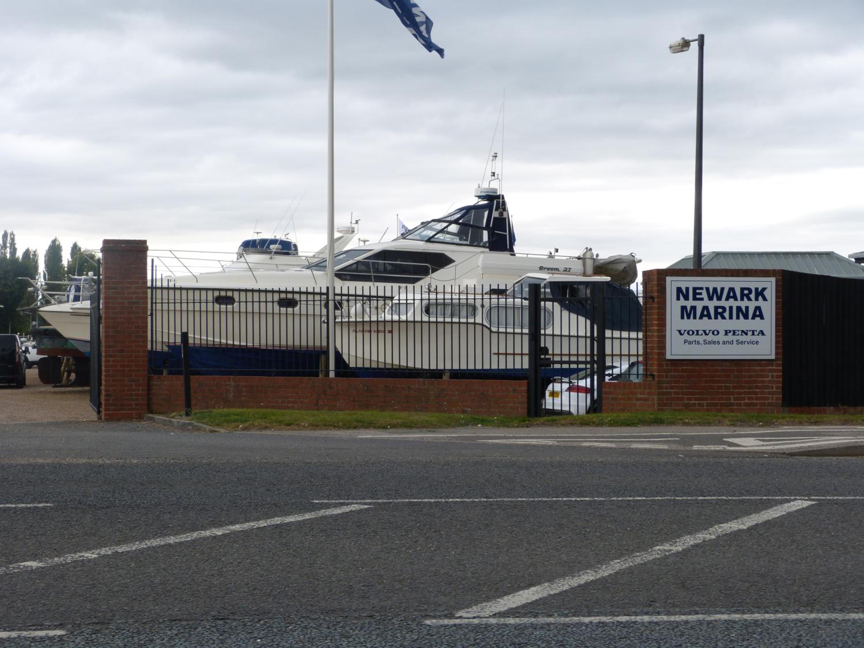Marina Cottage, Newark view 2