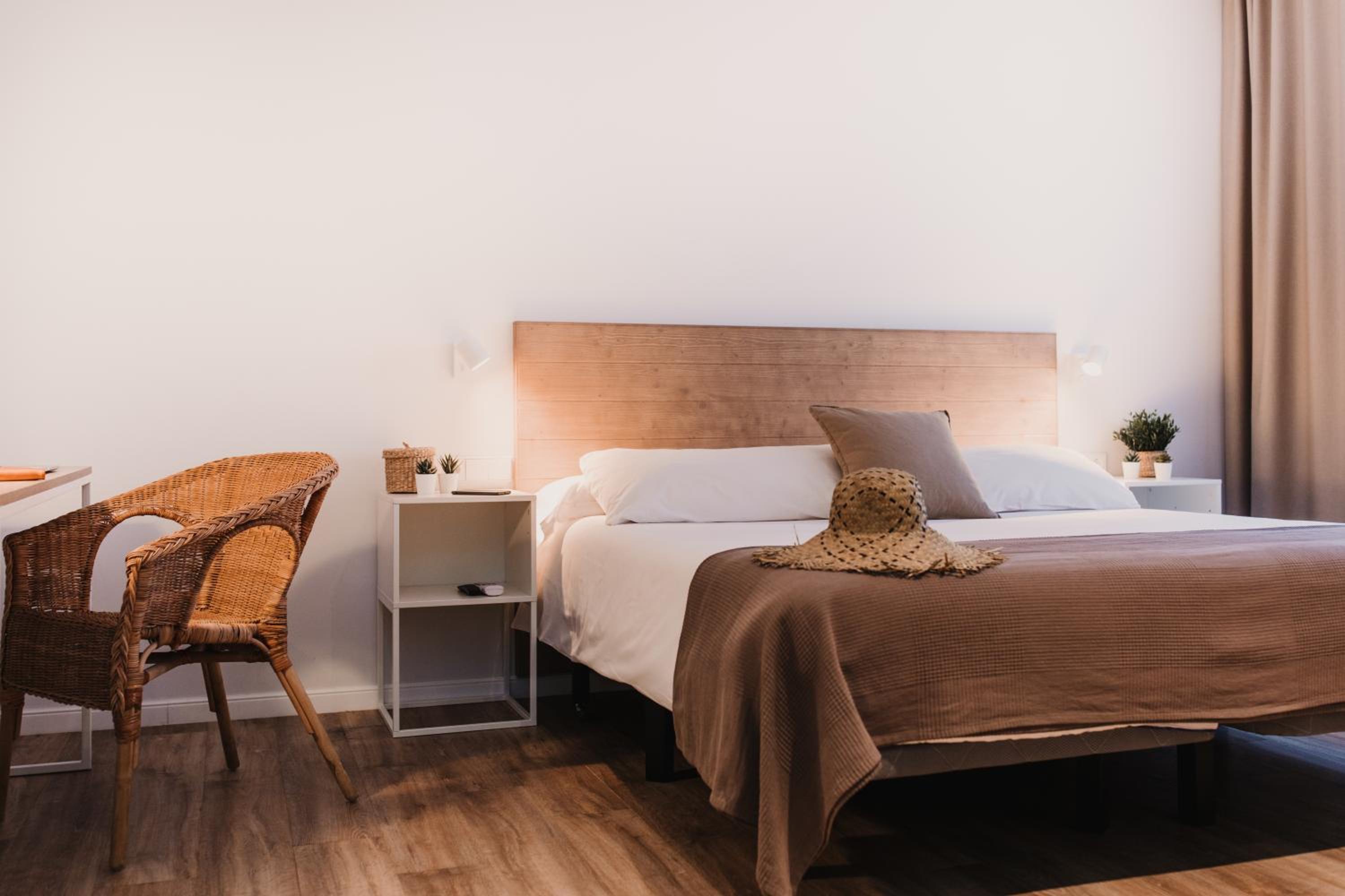 Lindala en Valencia — hotel room