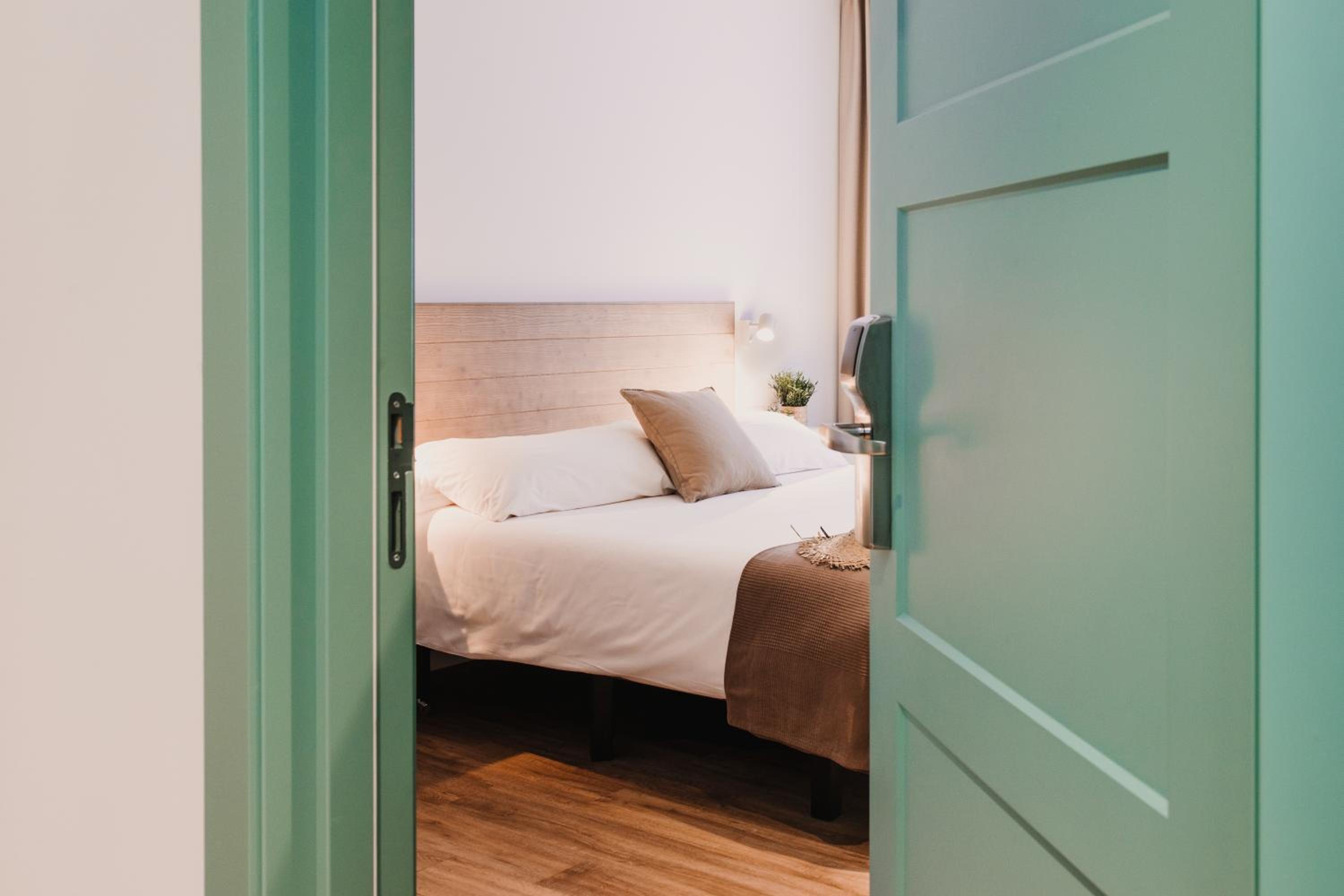 Lindala en Valencia — hotel room